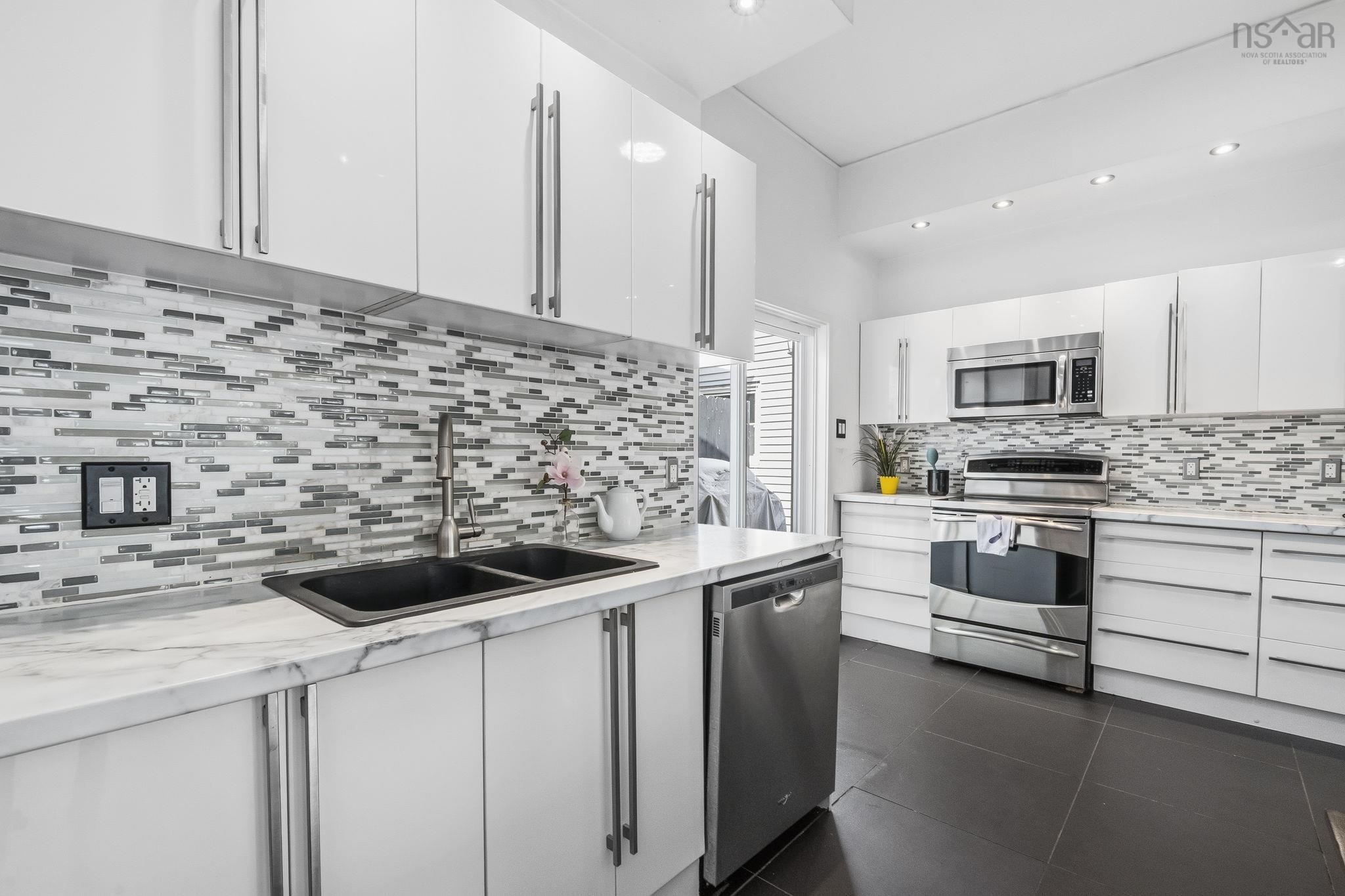 11 Mcfatridge Road Road, Halifax, NS (MLS 202605612)