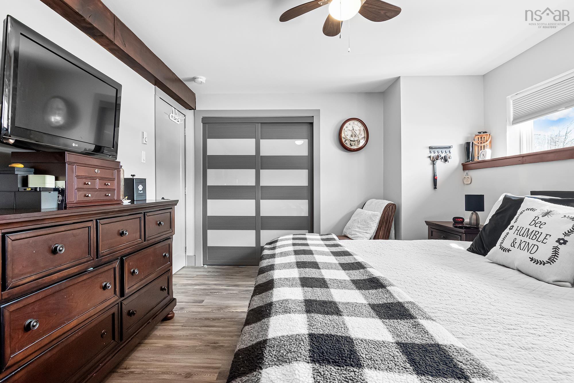 69 Pinetree Crescent, Hammonds Plains, NS (MLS 202605622)