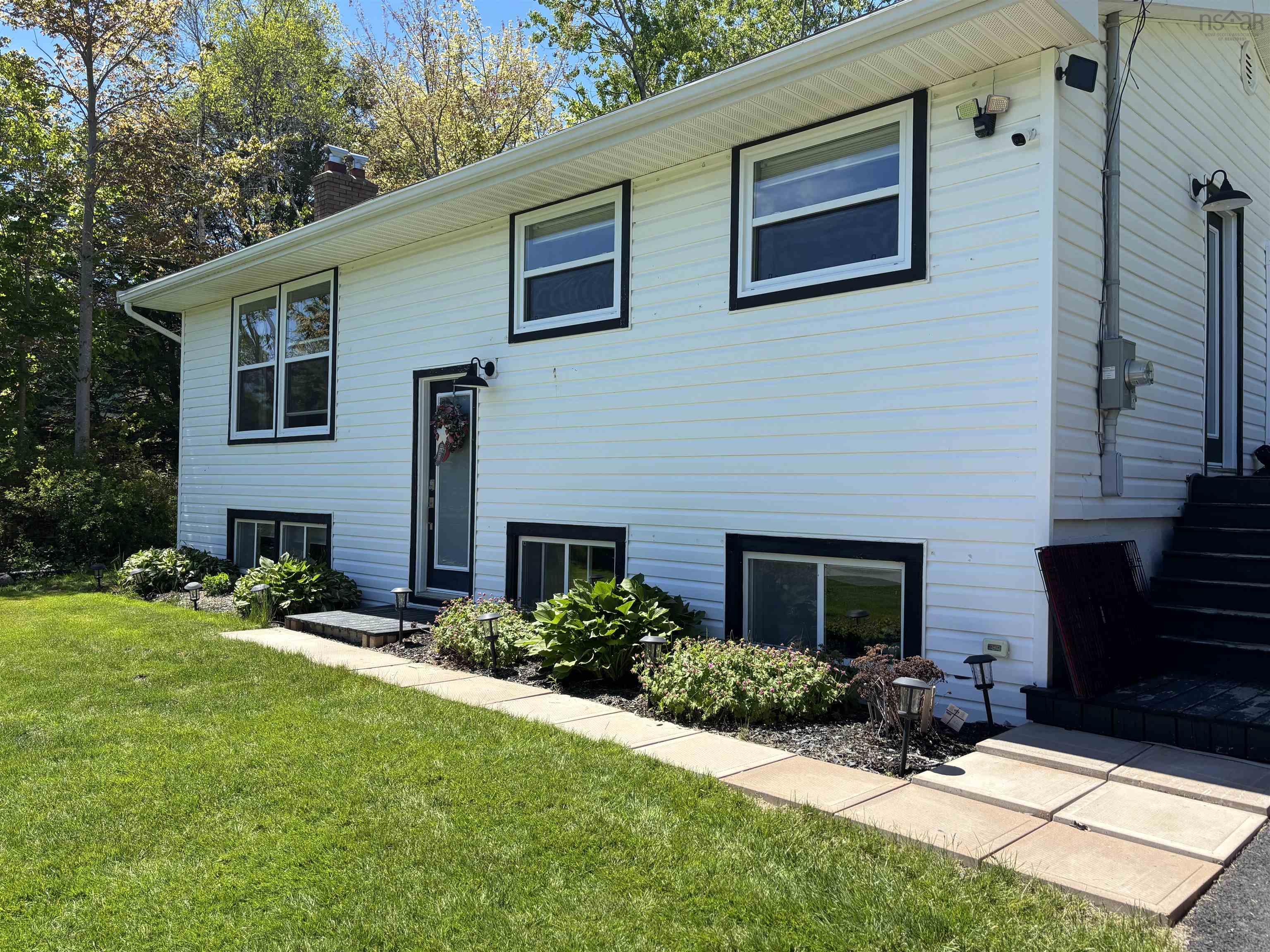 69 Pinetree Crescent, Hammonds Plains, NS (MLS 202605622)