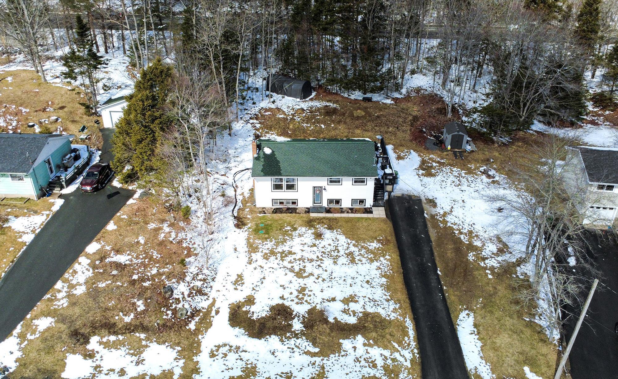 69 Pinetree Crescent, Hammonds Plains, NS (MLS 202605622)