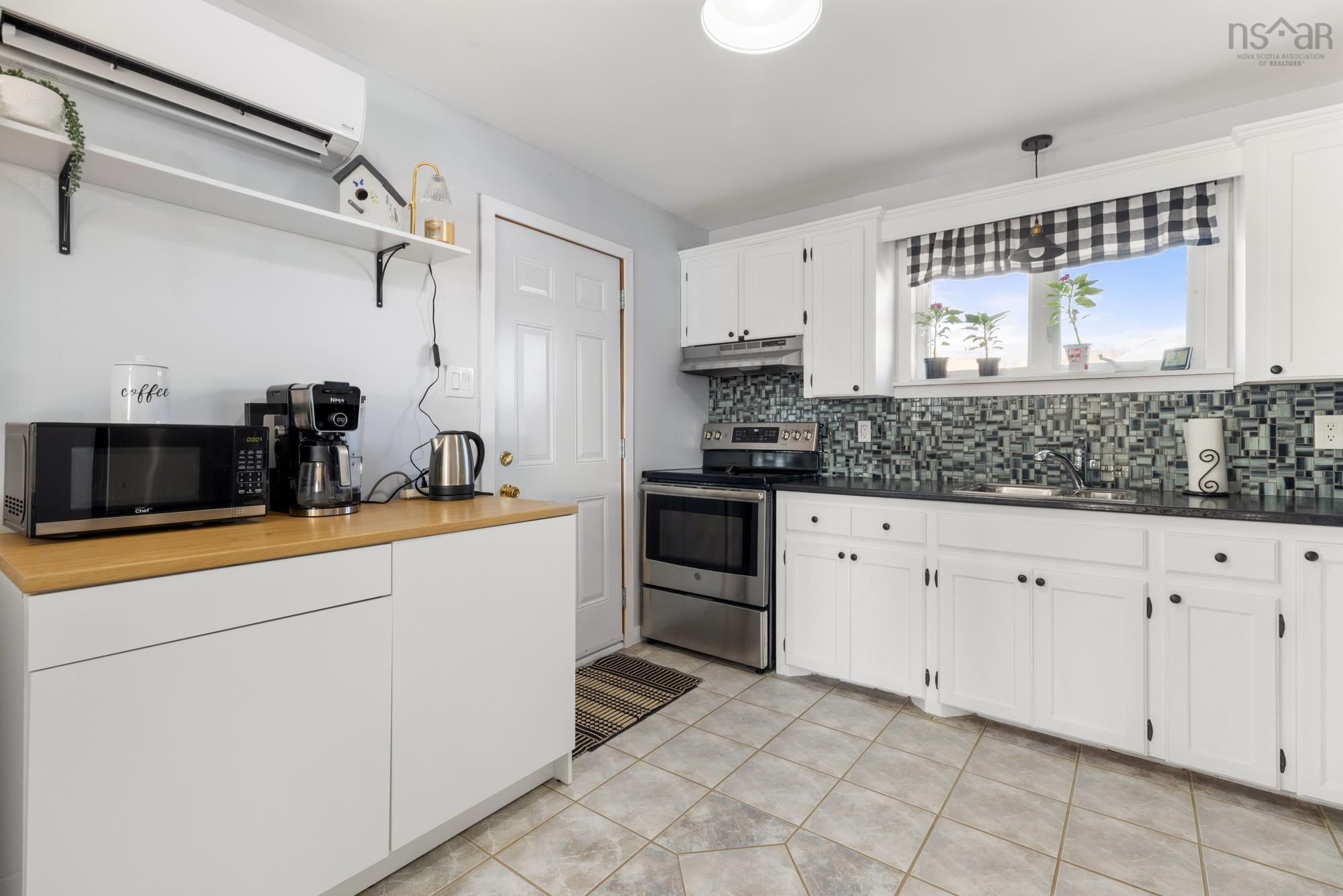 2060 Caldwell Road, Eastern Passage, NS (MLS 202605624)