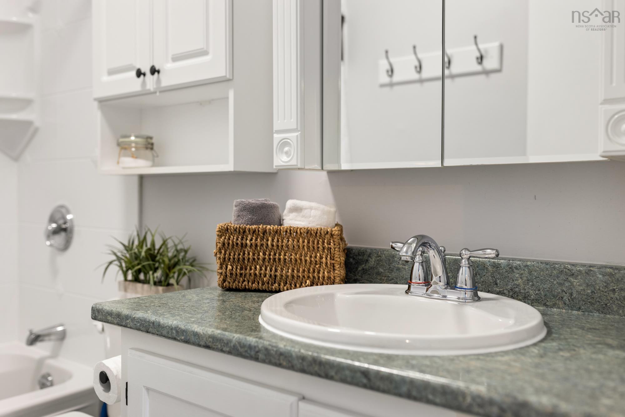 2060 Caldwell Road, Eastern Passage, NS (MLS 202605624)