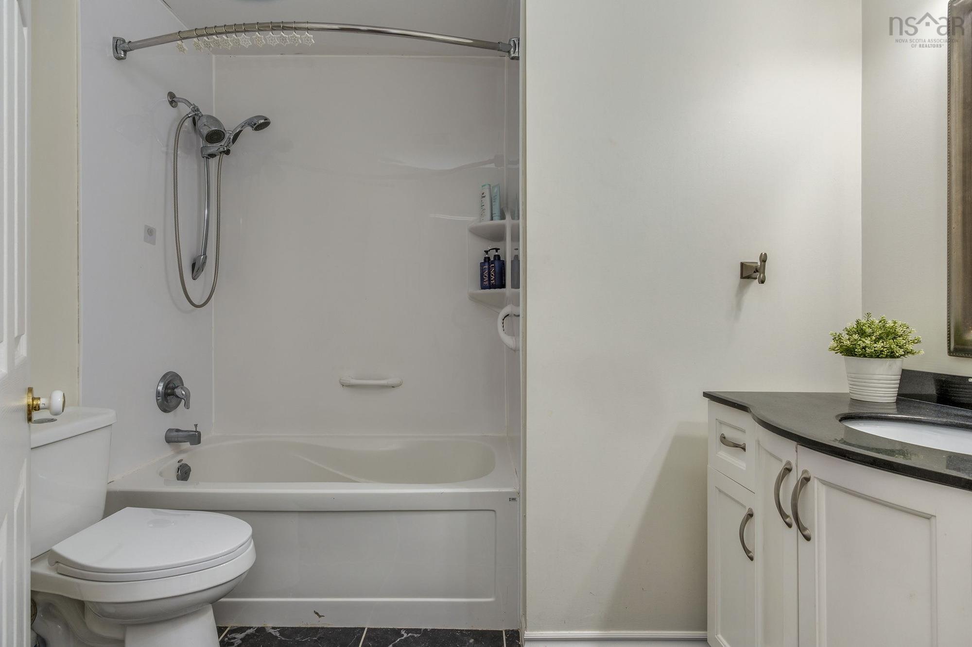 68 Royal Masts Way, Bedford, NS (MLS 202605628)