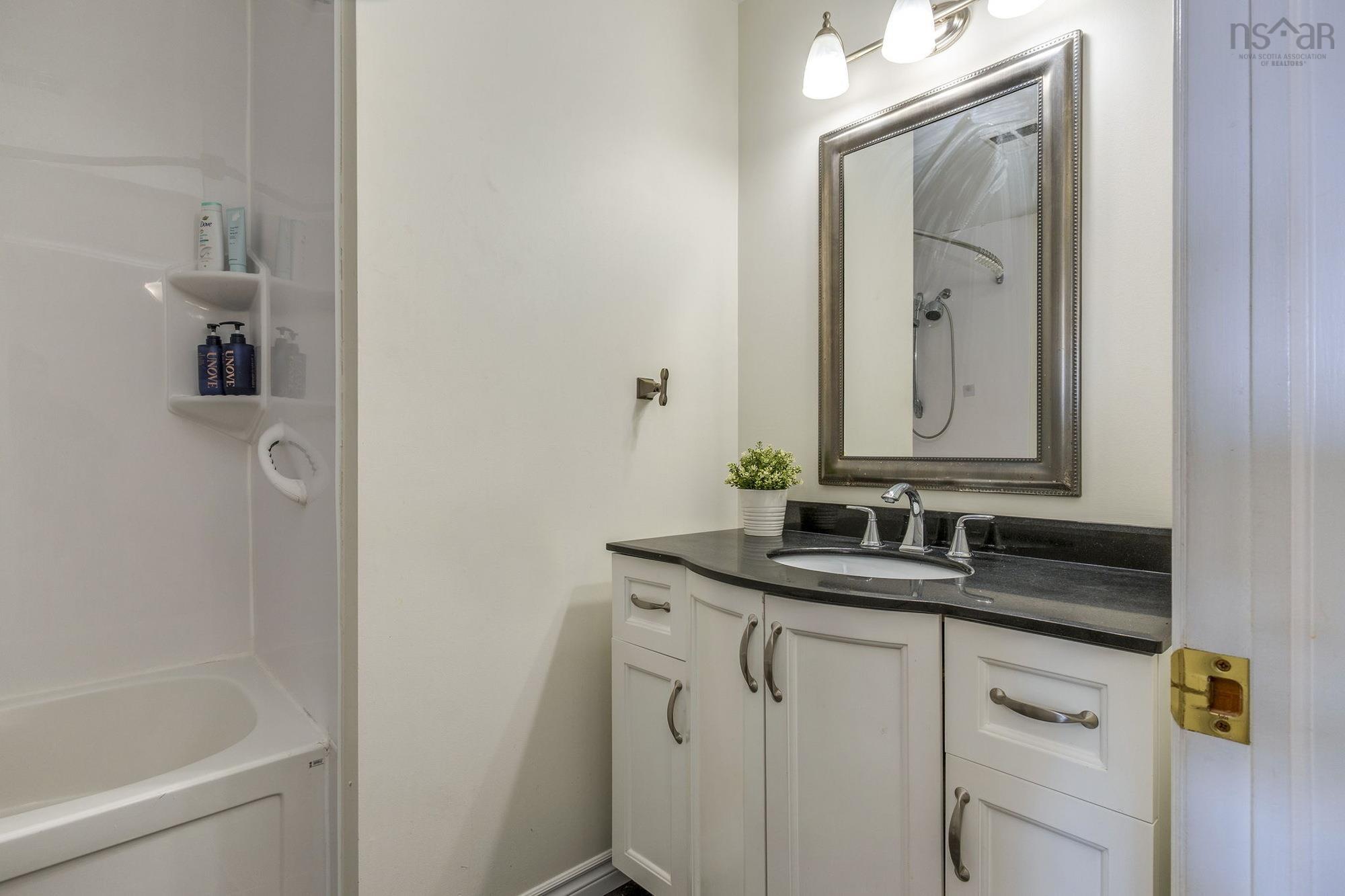 68 Royal Masts Way, Bedford, NS (MLS 202605628)