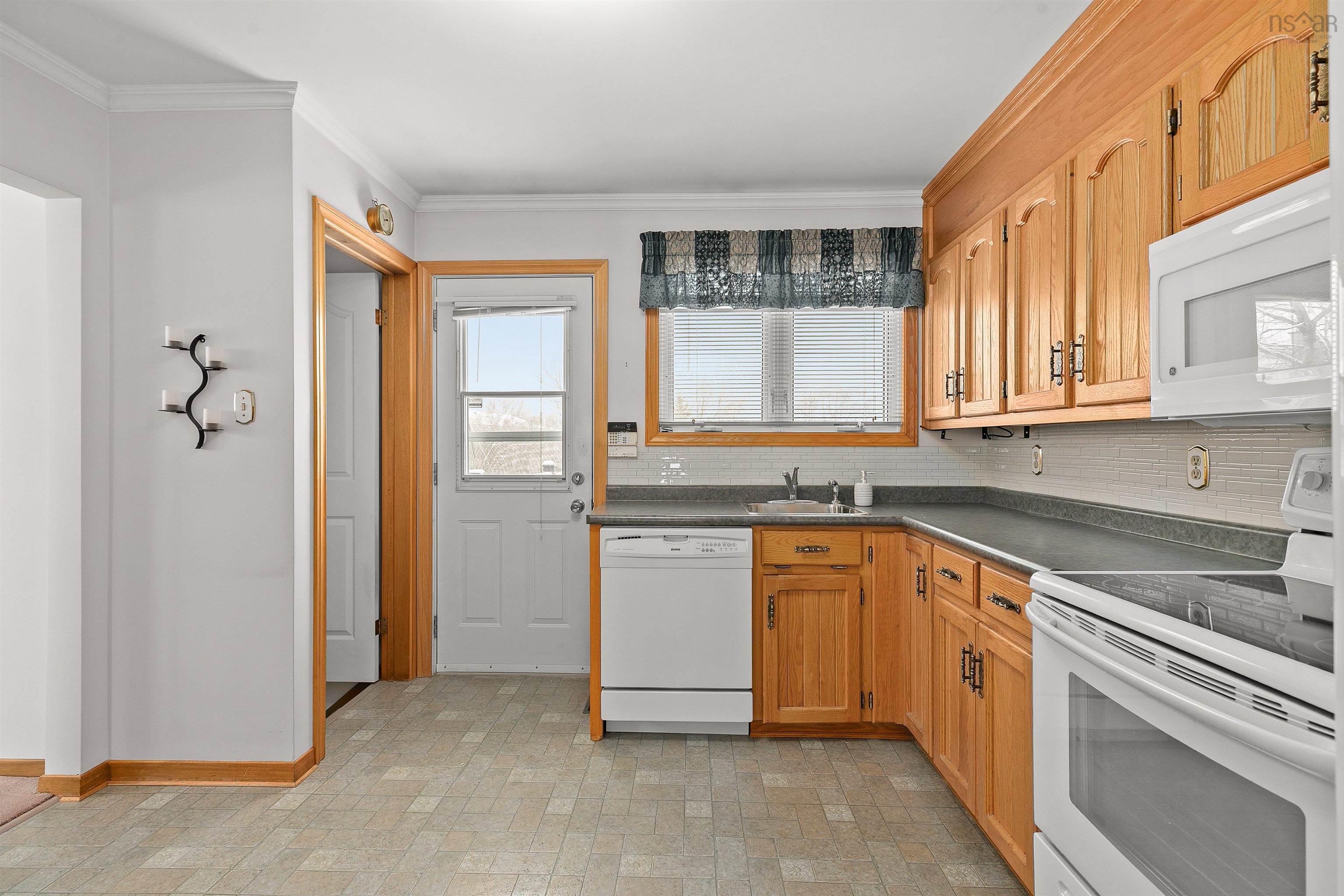 44 Clearview Street, Halifax, NS (MLS 202605645)