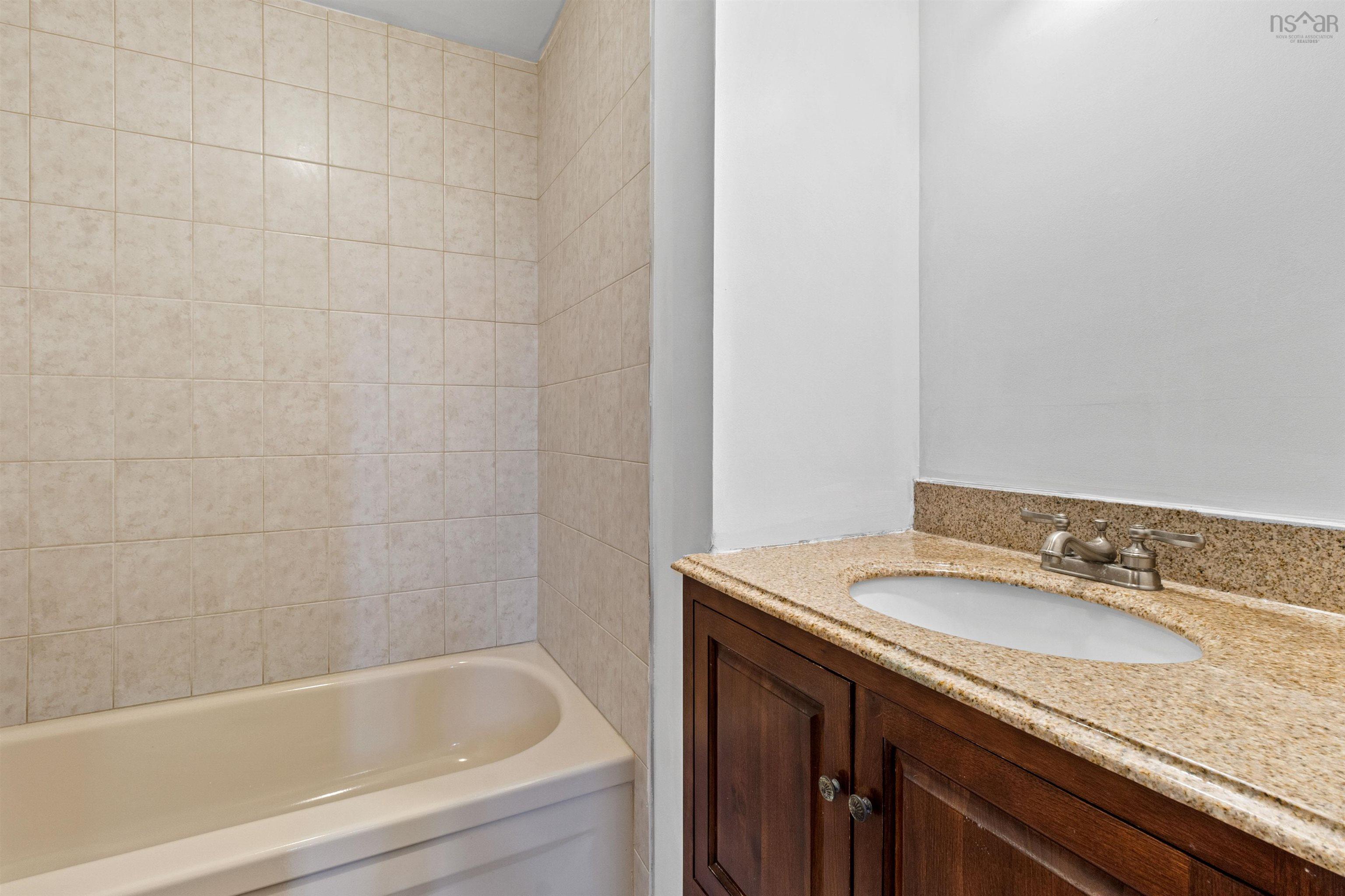 112 Arklow Drive, Cole Harbour, Cole Harbour, NS (MLS 202605648)