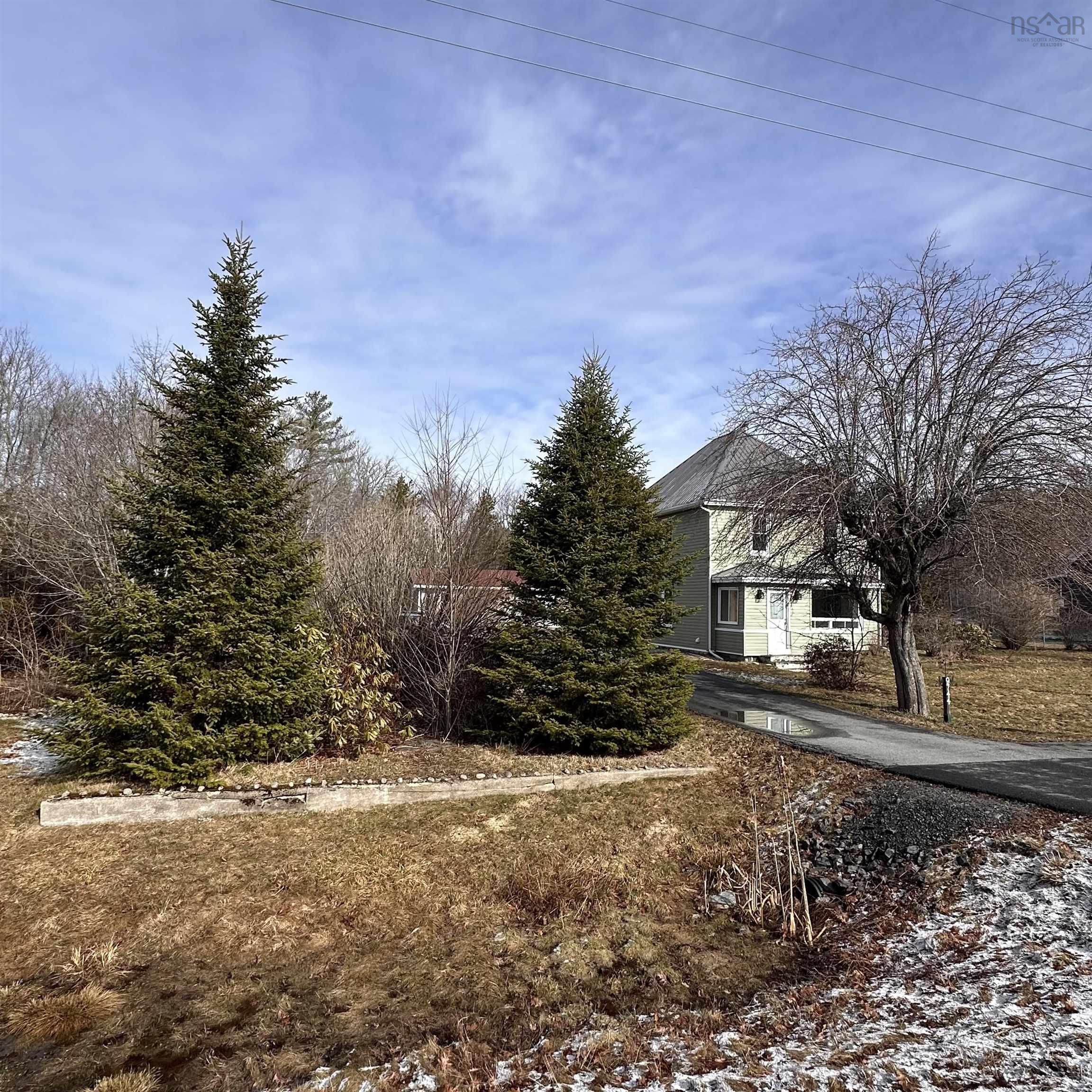 $265,000.00: 9744 Highway 8, Caledonia
