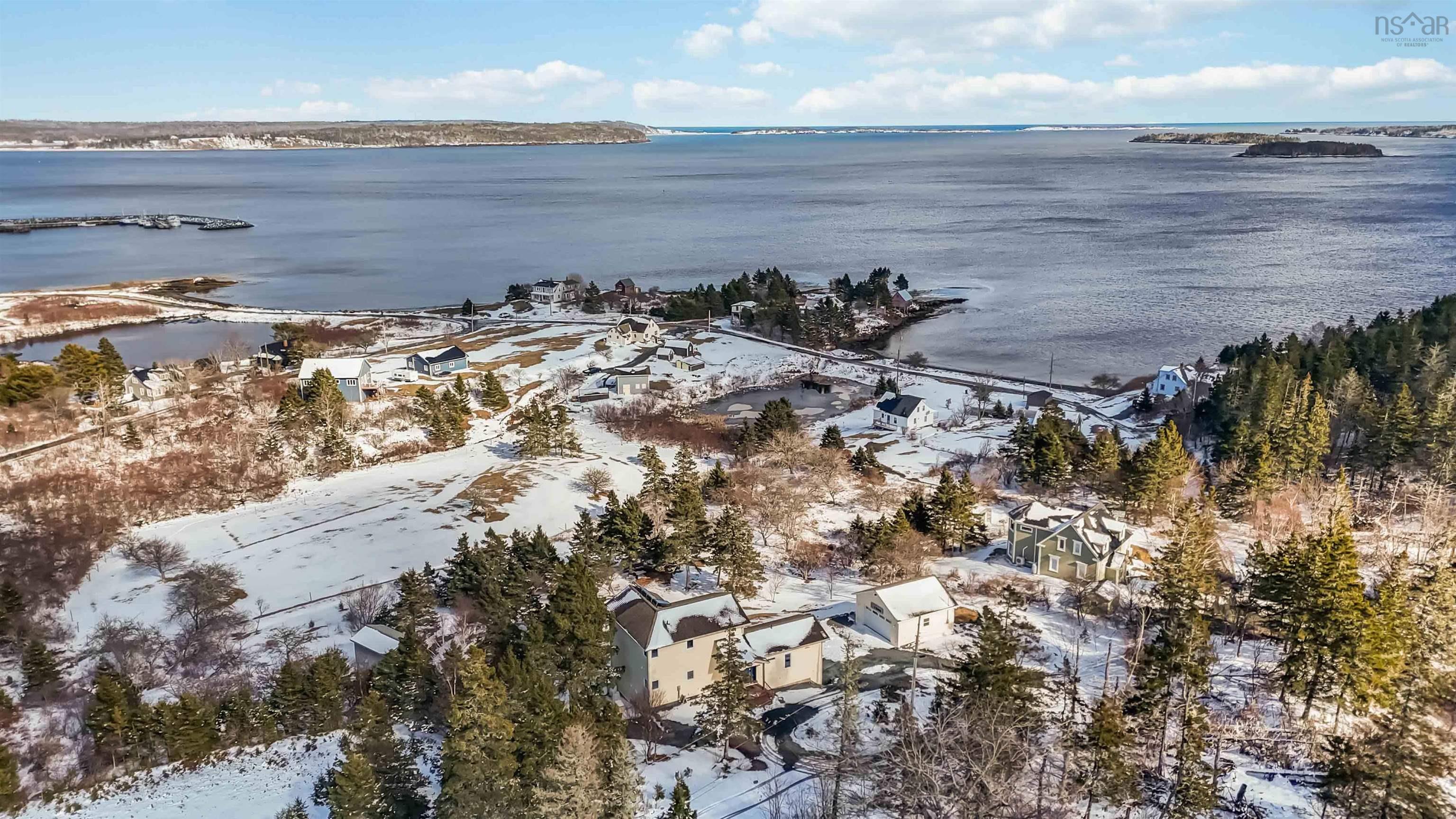 $875,000.00: 82 Bells Cove Extension, Dublin Shore