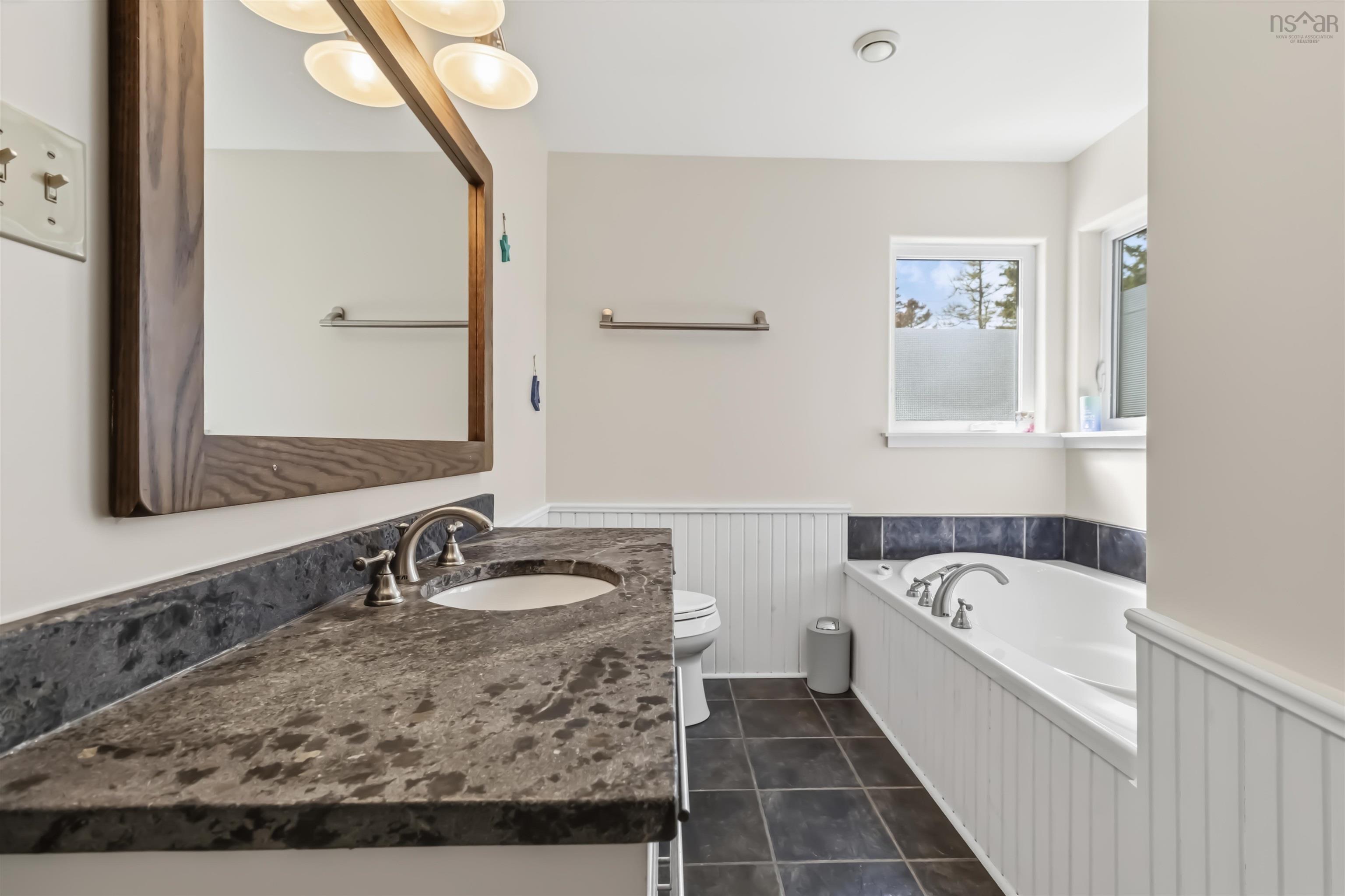 $875,000.00: 82 Bells Cove Extension, Dublin Shore