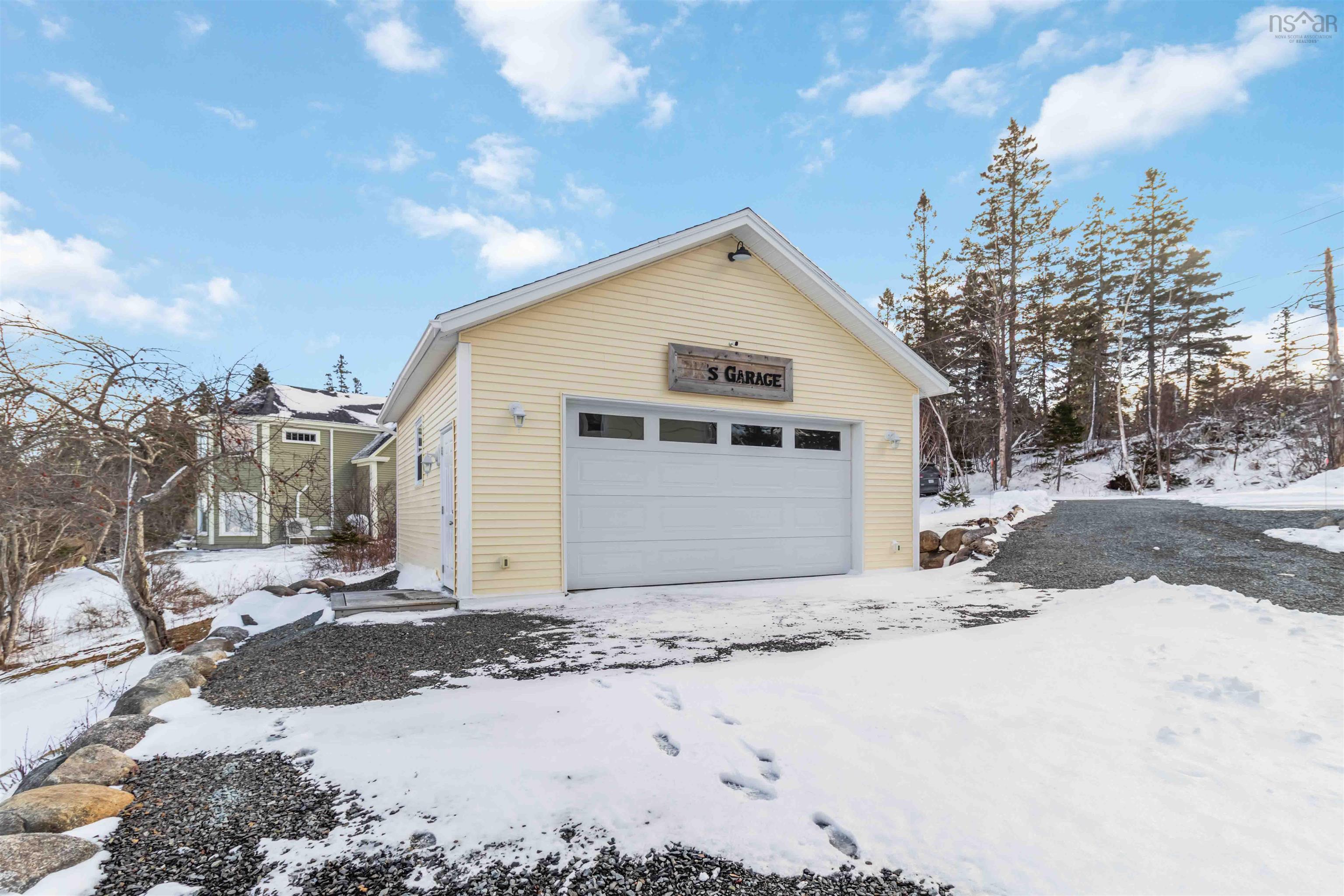 $875,000.00: 82 Bells Cove Extension, Dublin Shore