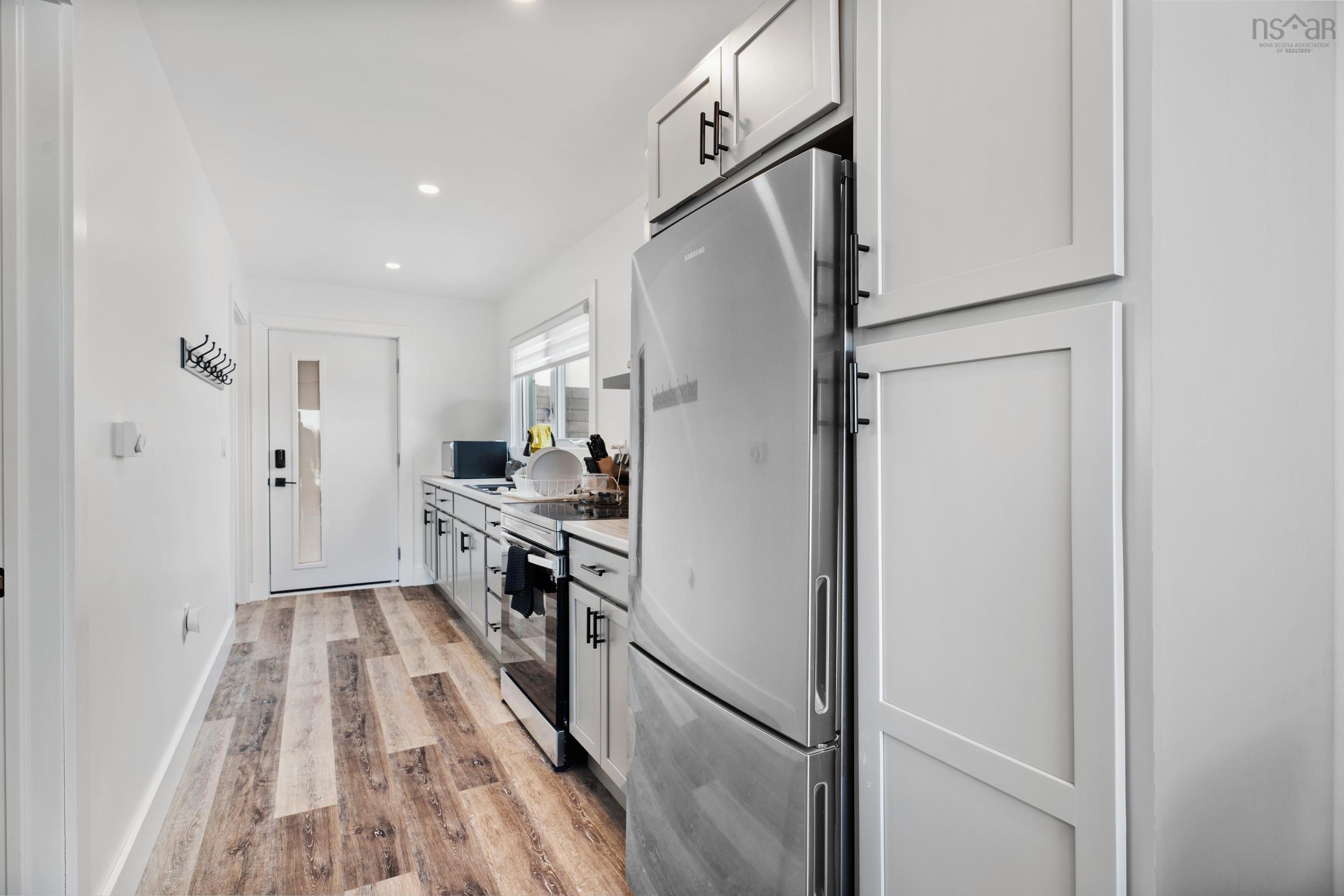 $1,750,000.00: 15 Shore Road, Harbourview