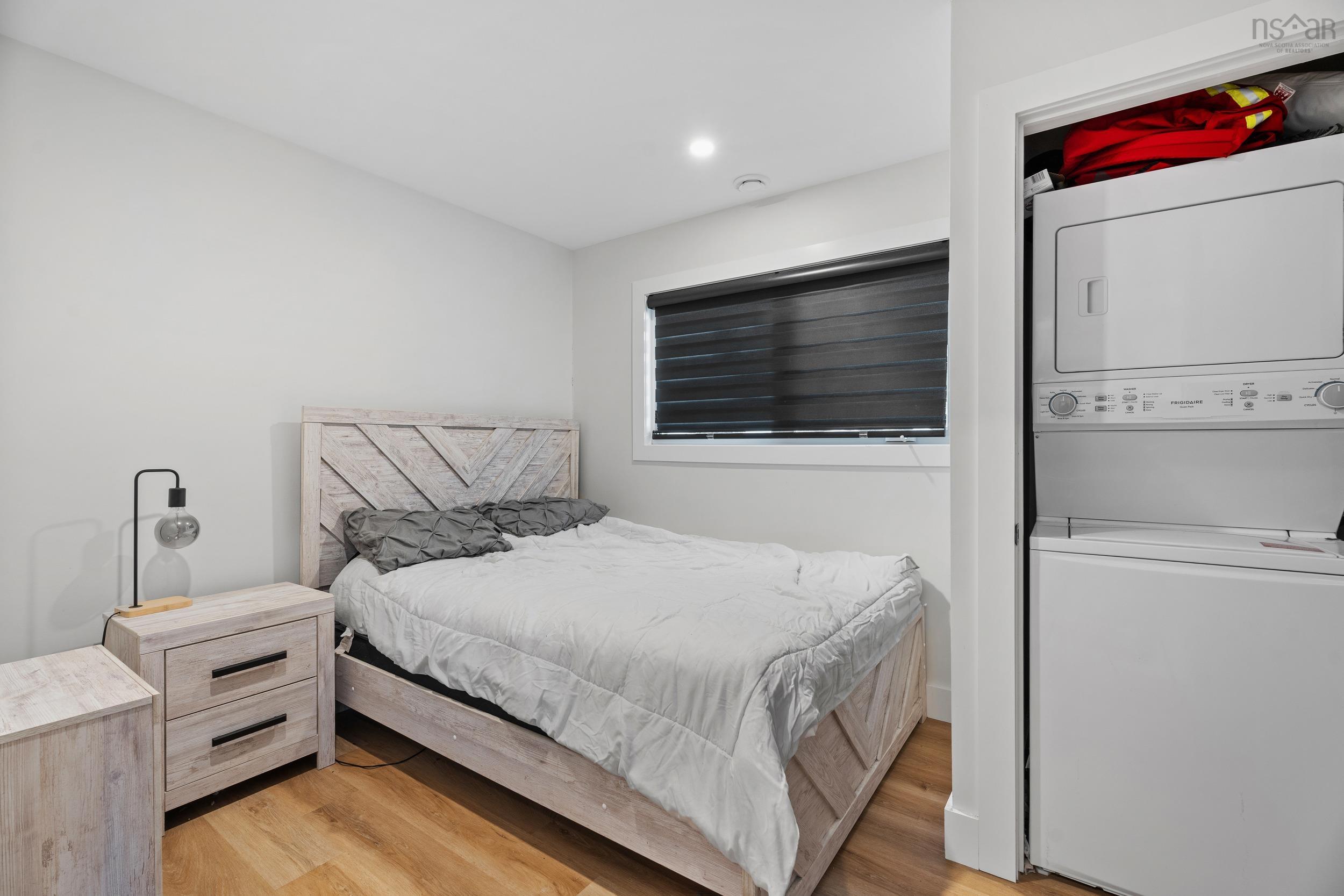 $1,750,000.00: 15 Shore Road, Harbourview