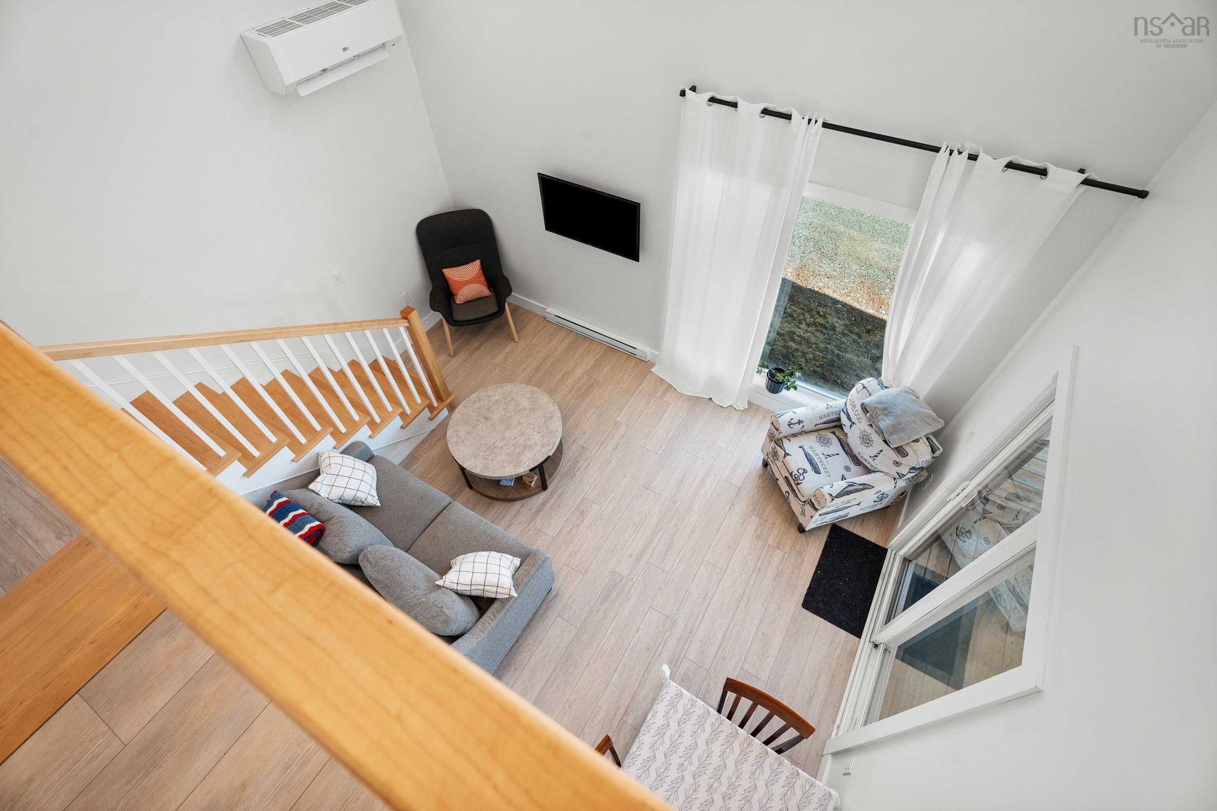 $1,750,000.00: 15 Shore Road, Harbourview