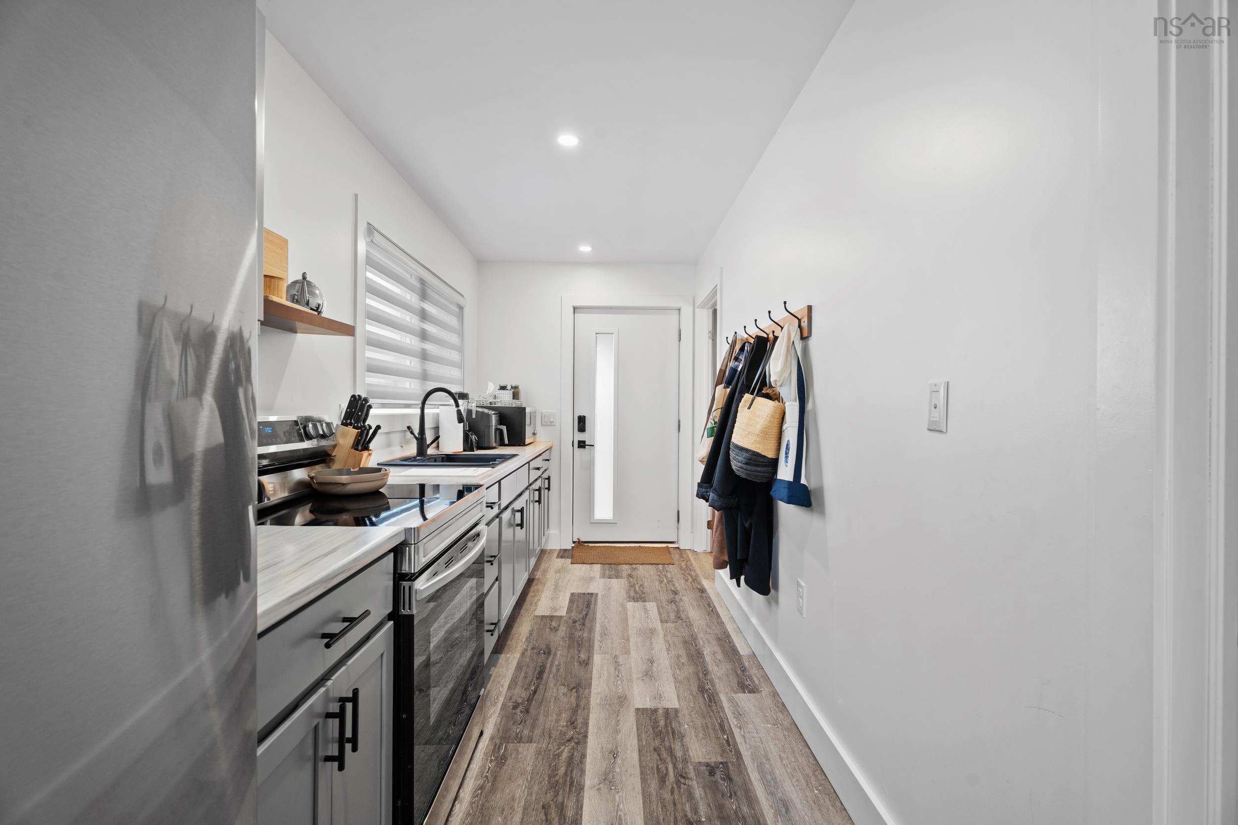 $1,750,000.00: 15 Shore Road, Harbourview