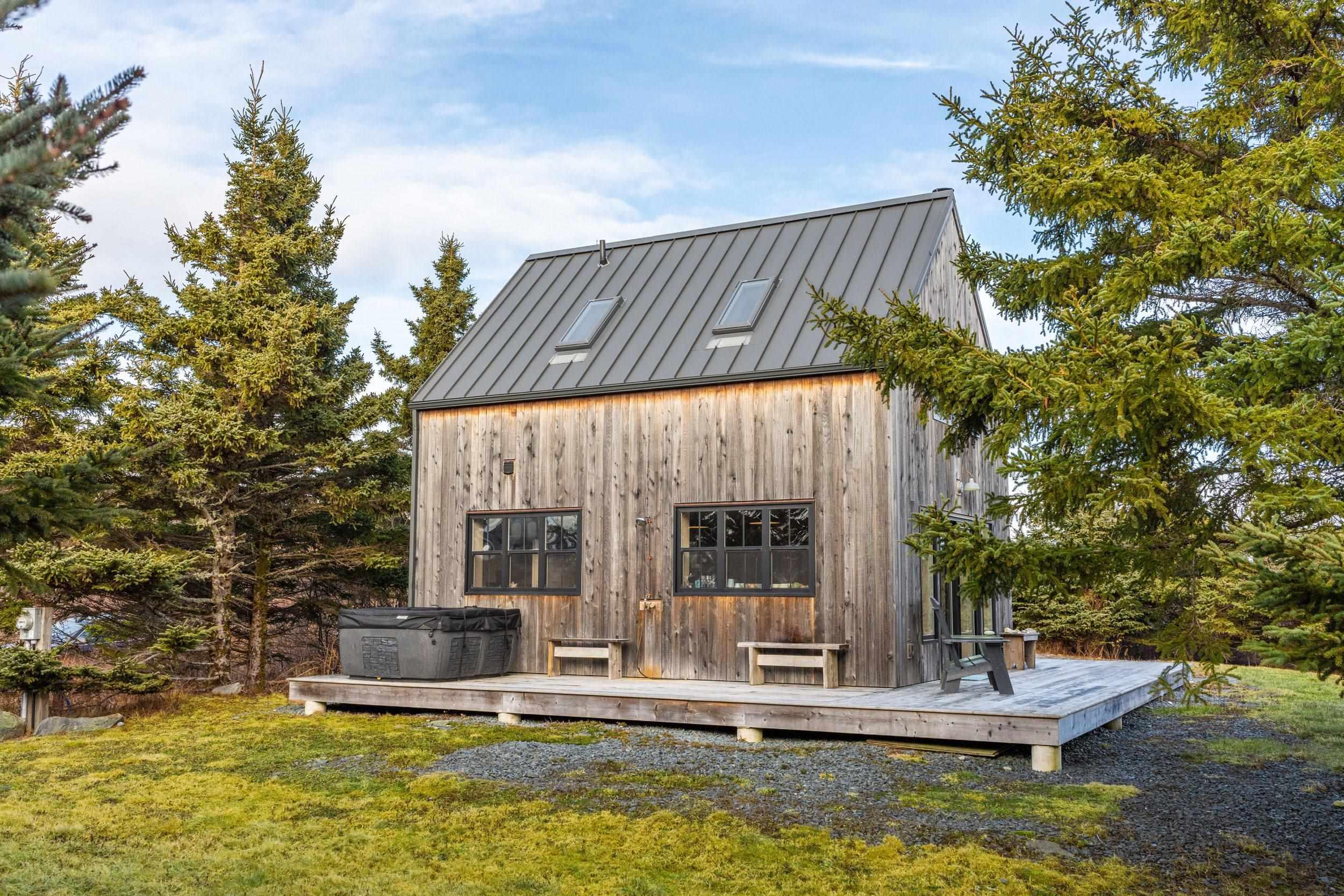 $559,000.00: 77 Sand Beach Road, Western Head