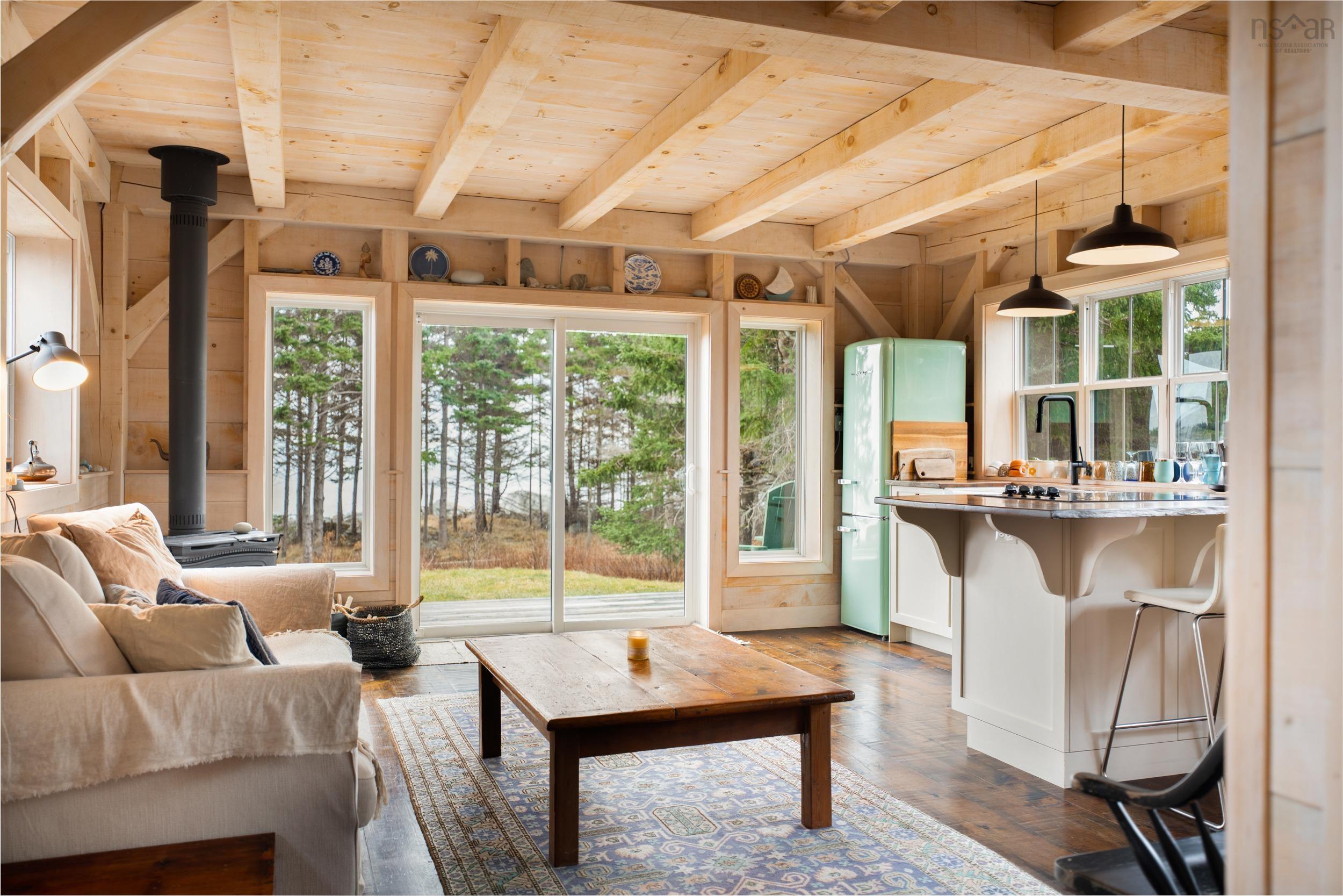 $559,000.00: 77 Sand Beach Road, Western Head