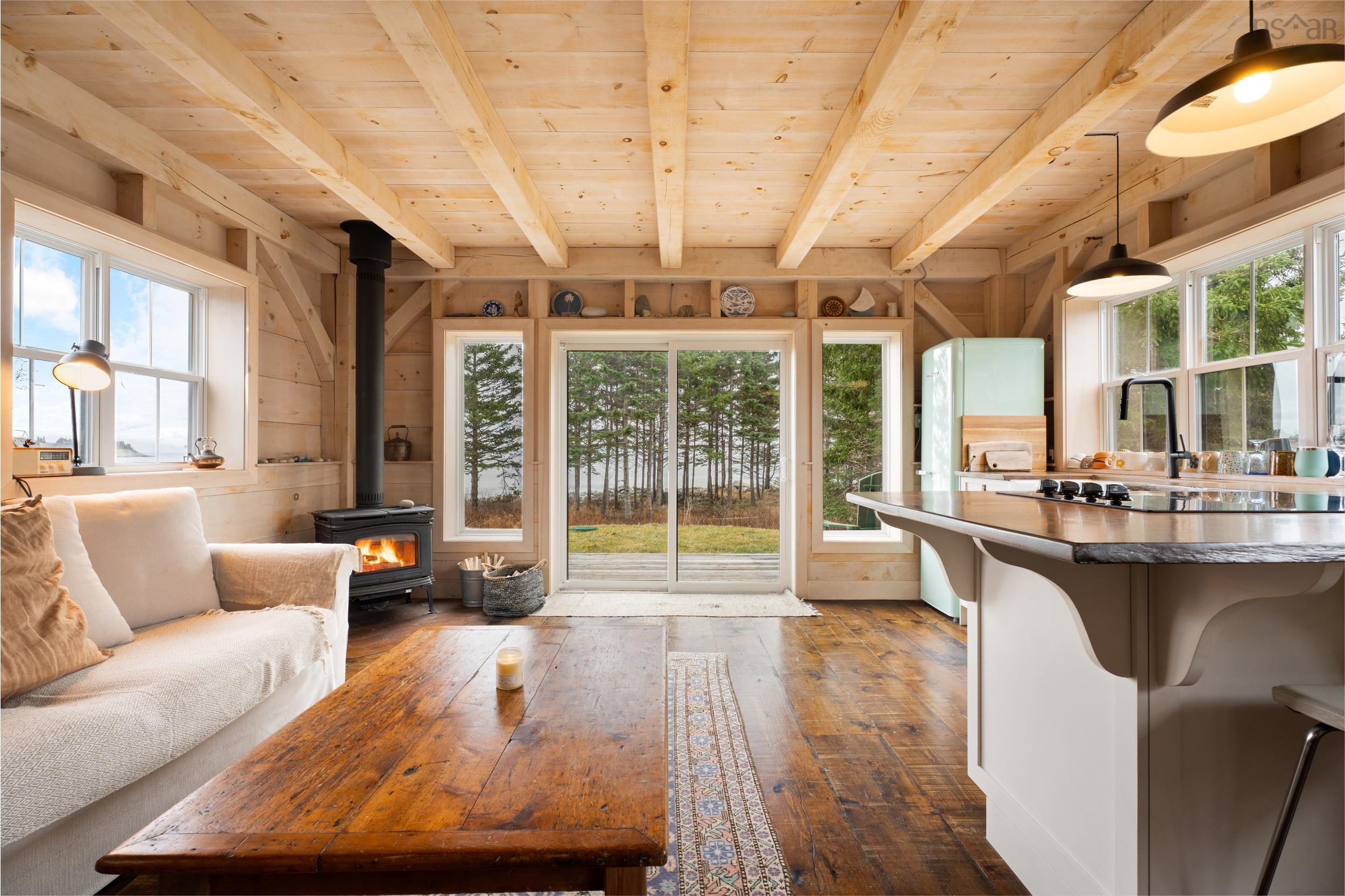 $559,000.00: 77 Sand Beach Road, Western Head