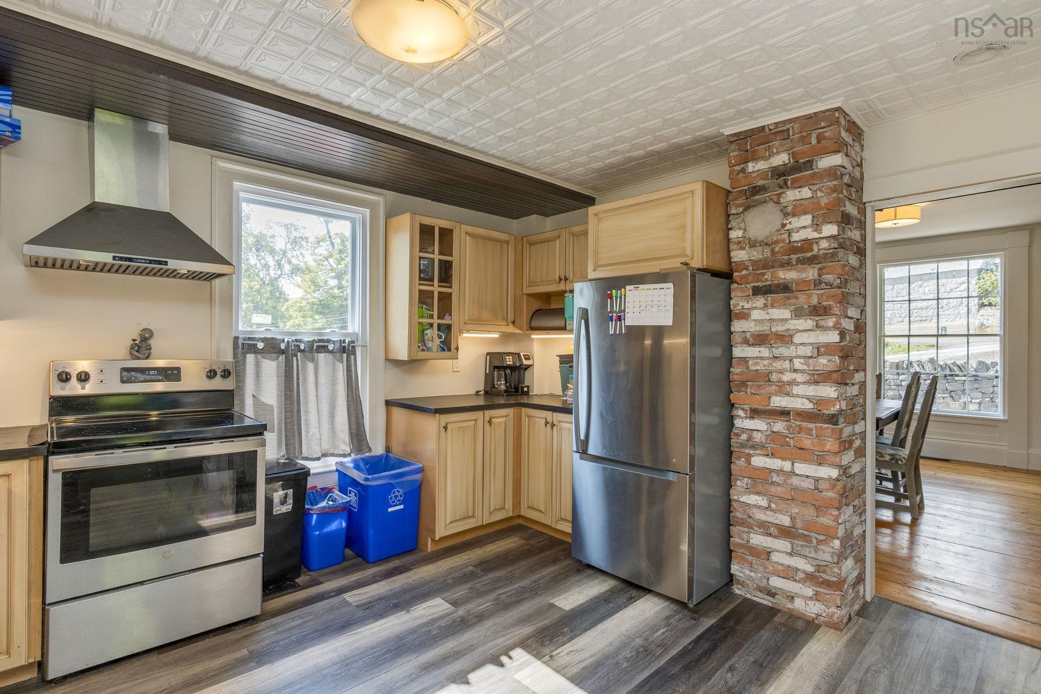 $459,000.00: 40 Pleasant Street, Bear River