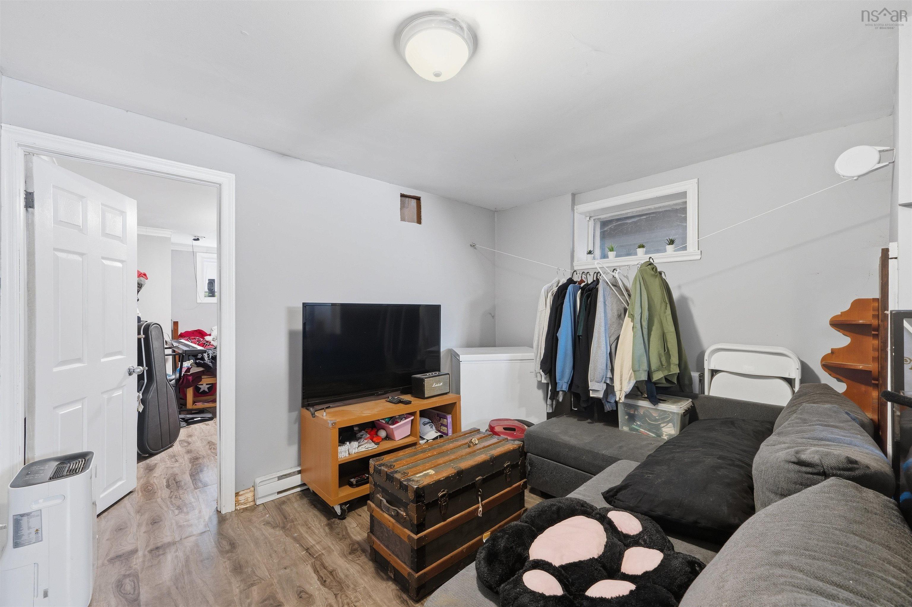 3/3a Pauline Crescent, Dartmouth, NS (MLS 202605692)