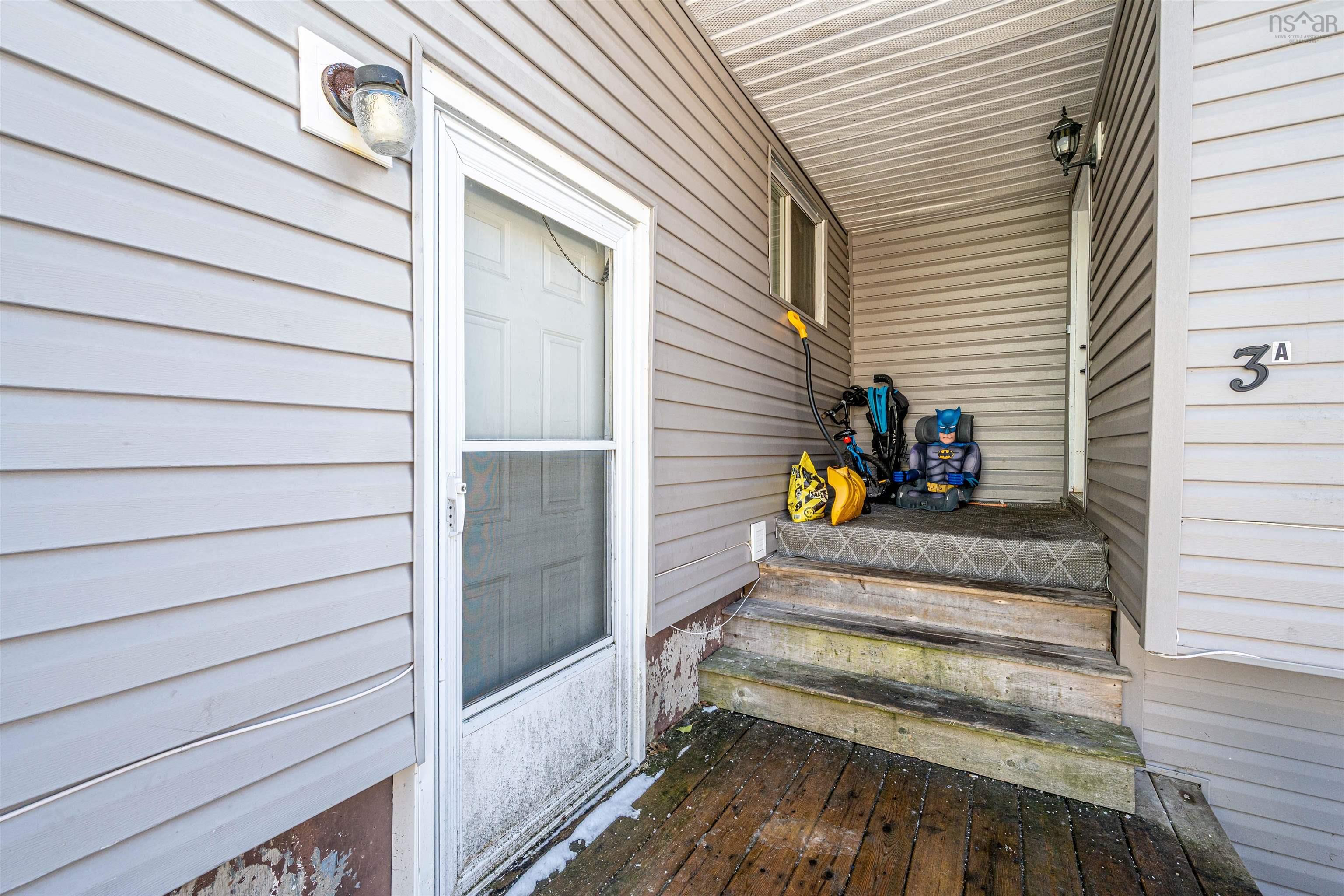 3/3a Pauline Crescent, Dartmouth, NS (MLS 202605692)