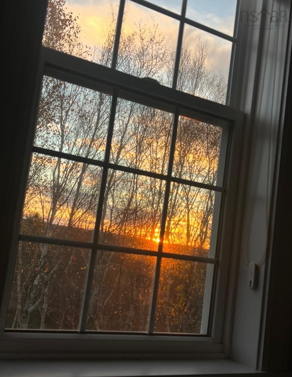 $839,900.00: 40 Sutherland Dr Drive, Fall River