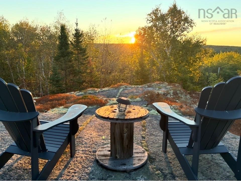 $839,900.00: 40 Sutherland Dr Drive, Fall River