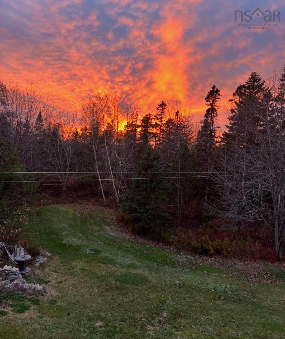 $839,900.00: 40 Sutherland Dr Drive, Fall River