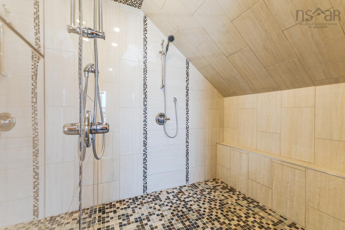 $549,900.00: 60 Church Street, Wallace