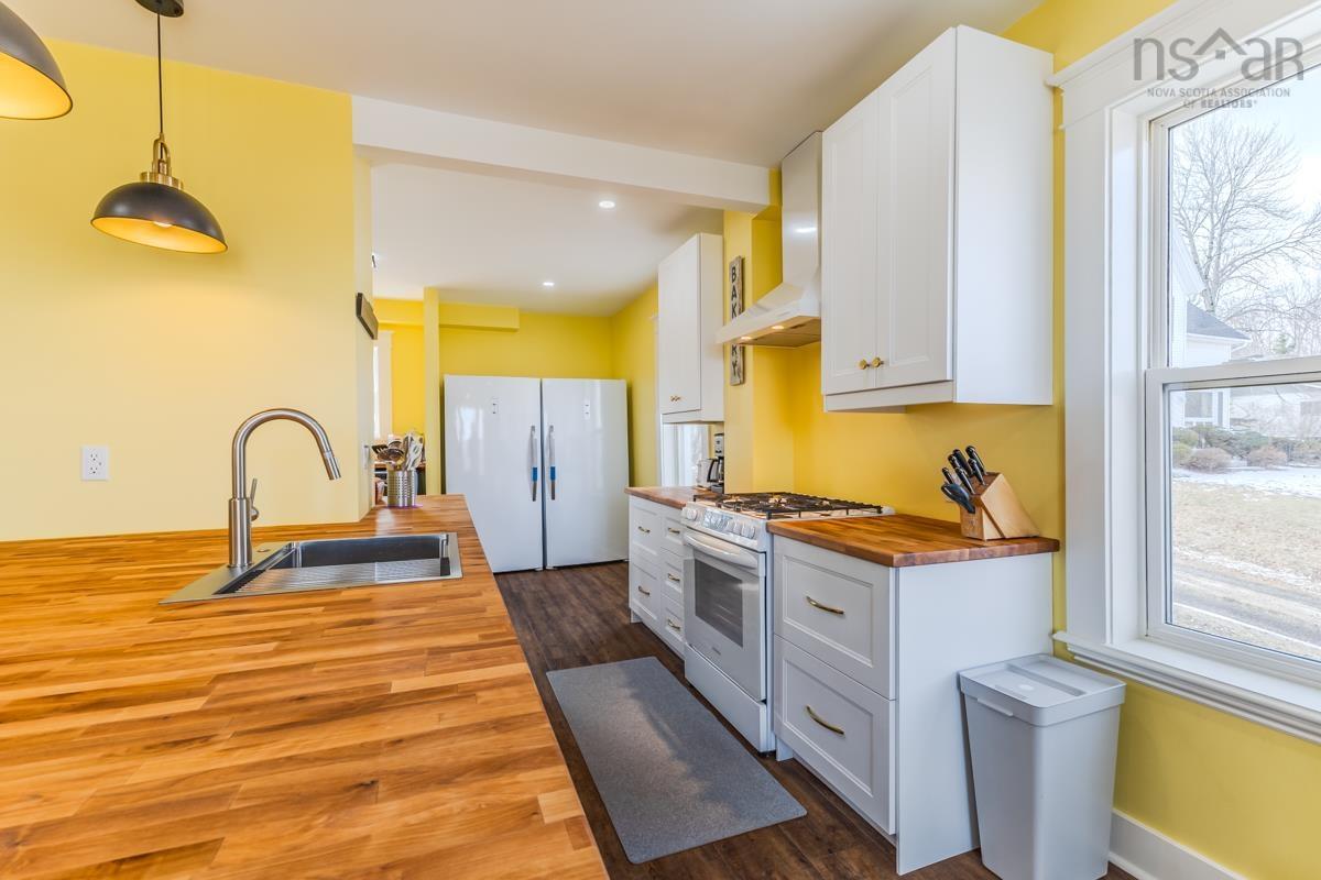 $549,900.00: 60 Church Street, Wallace