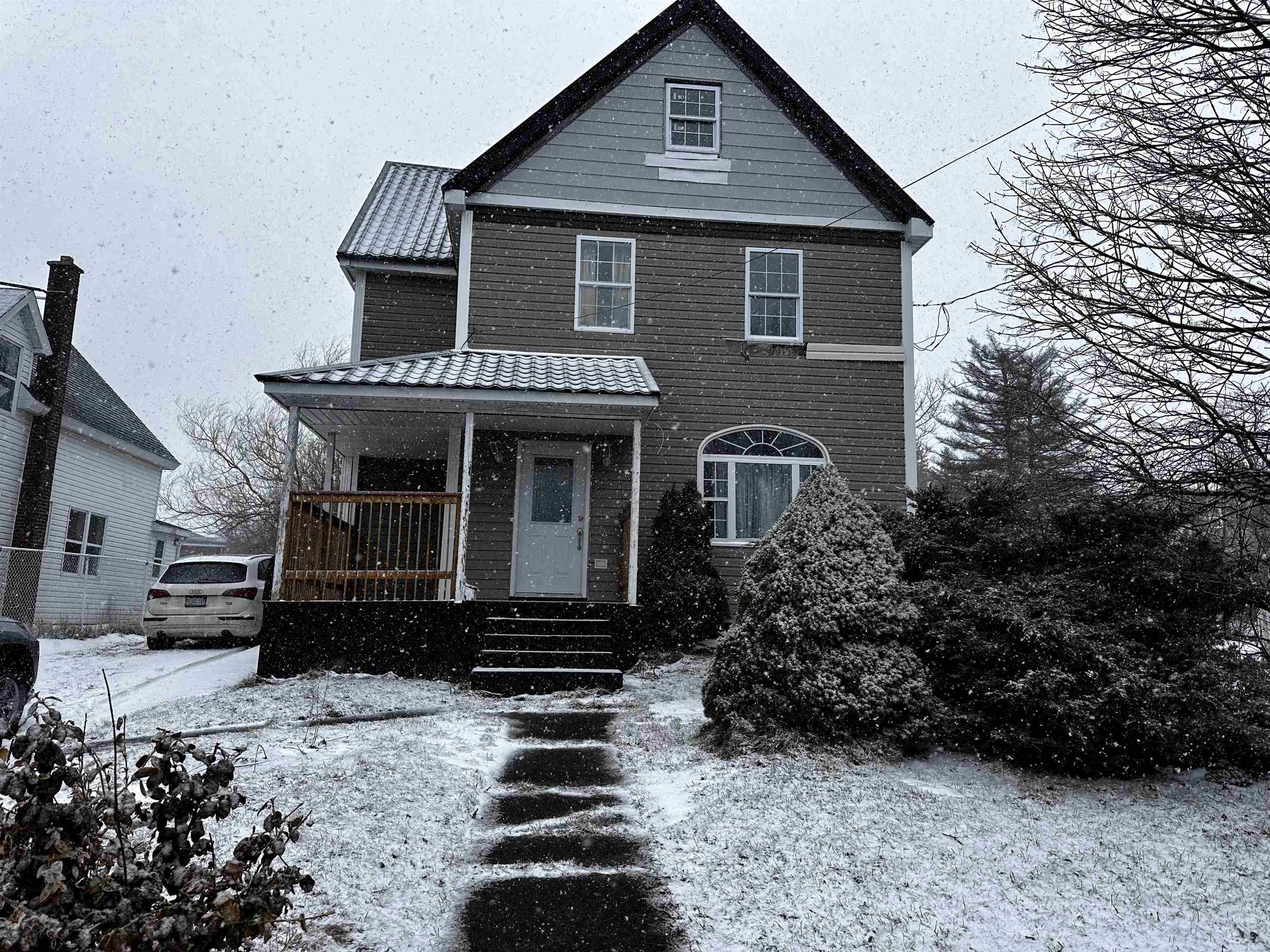 $89,900.00: 24 Reserve Street, Glace Bay