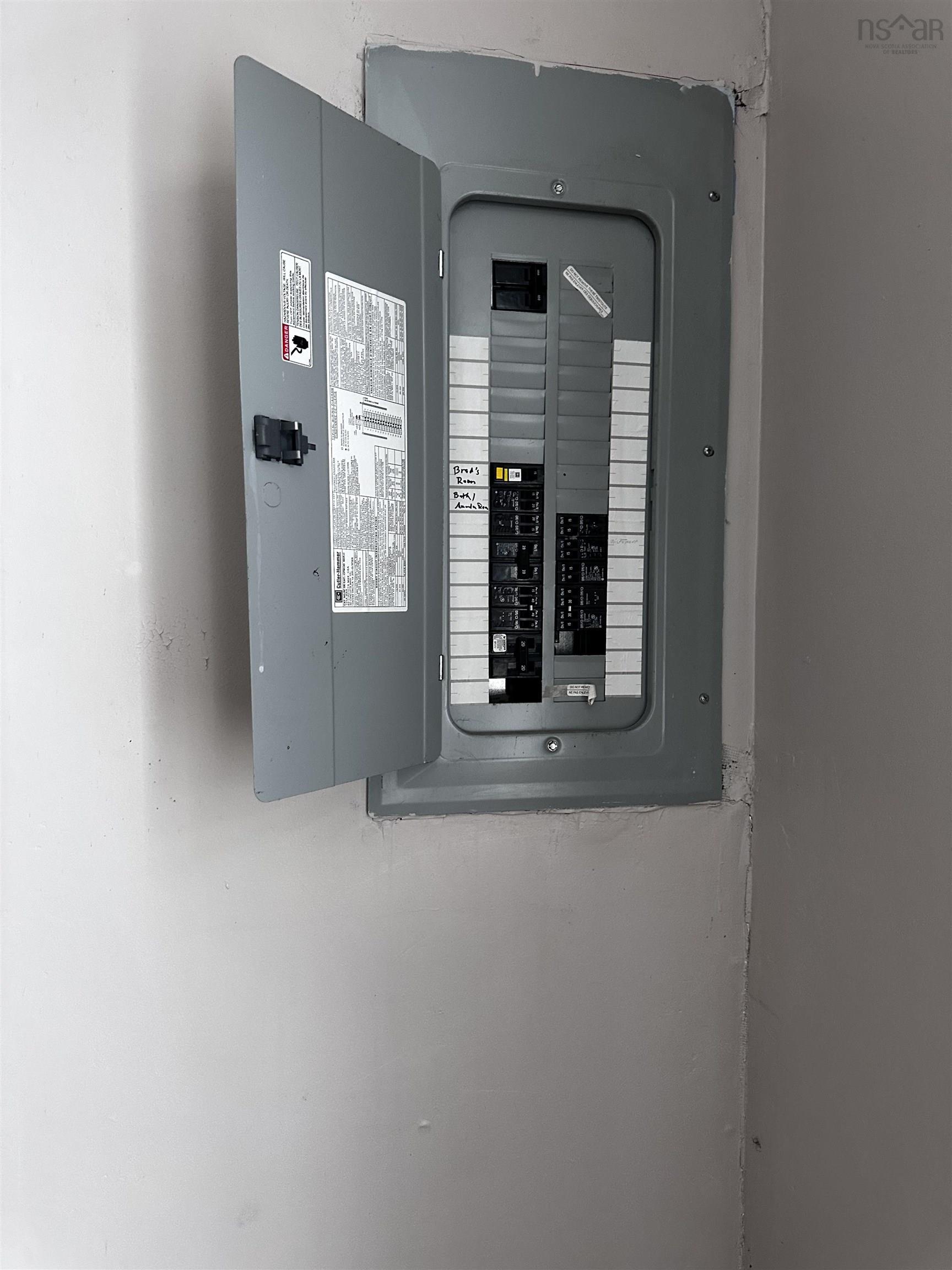 $89,900.00: 24 Reserve Street, Glace Bay