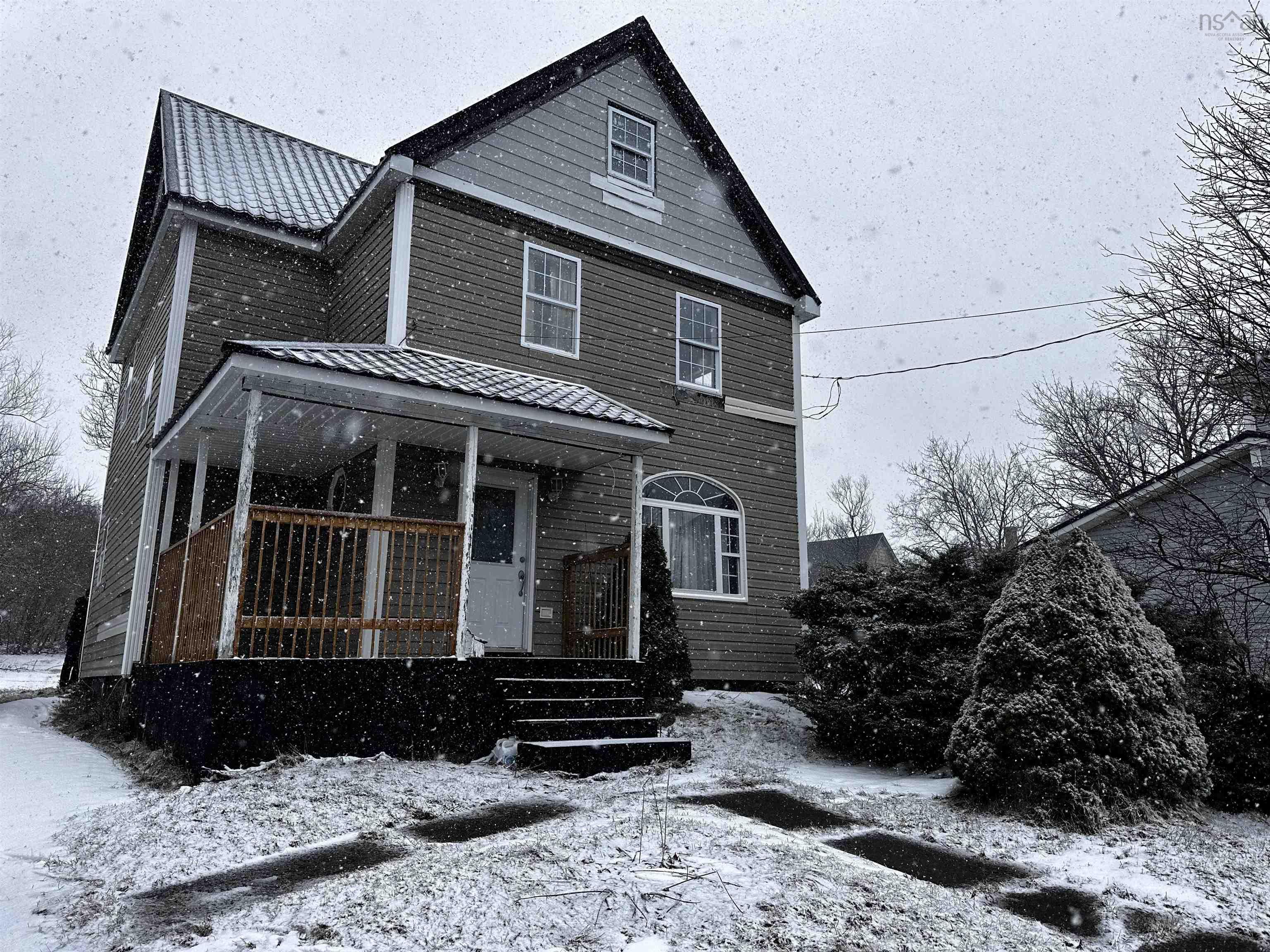 $89,900.00: 24 Reserve Street, Glace Bay