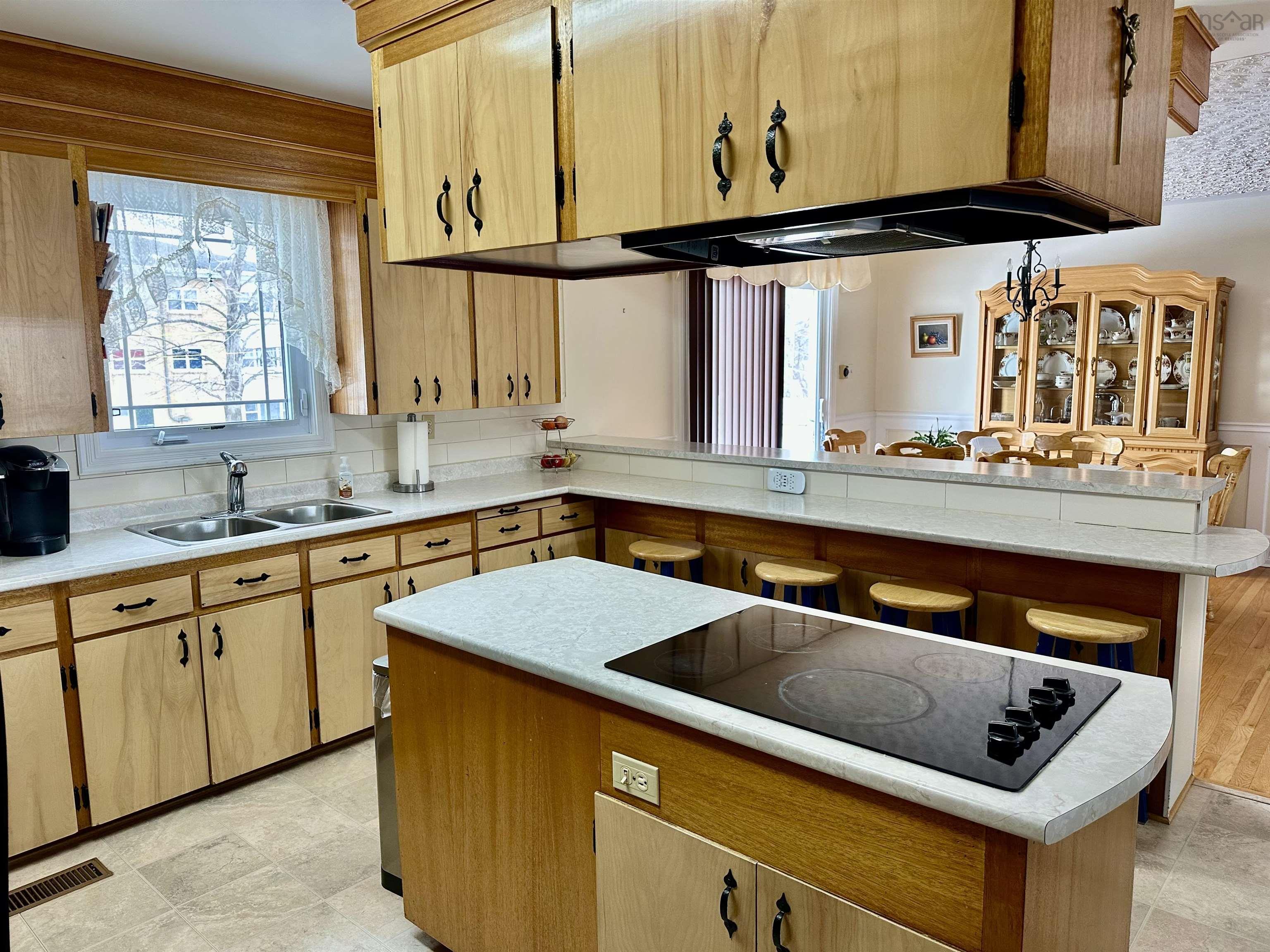 $524,500.00: 18 Sydney road Road, Port Hawkesbury