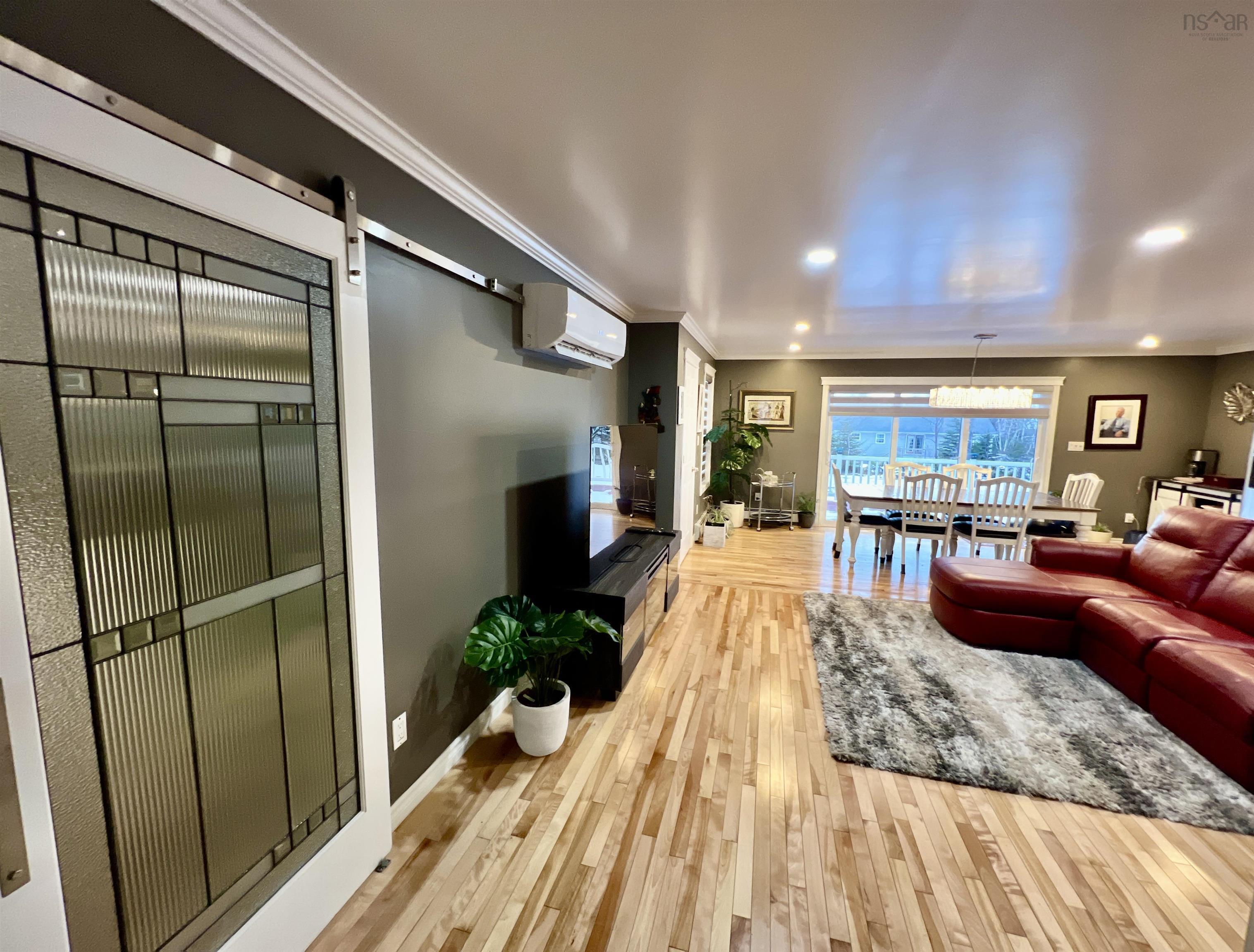 $489,900.00: 26 University Avenue, Sydney