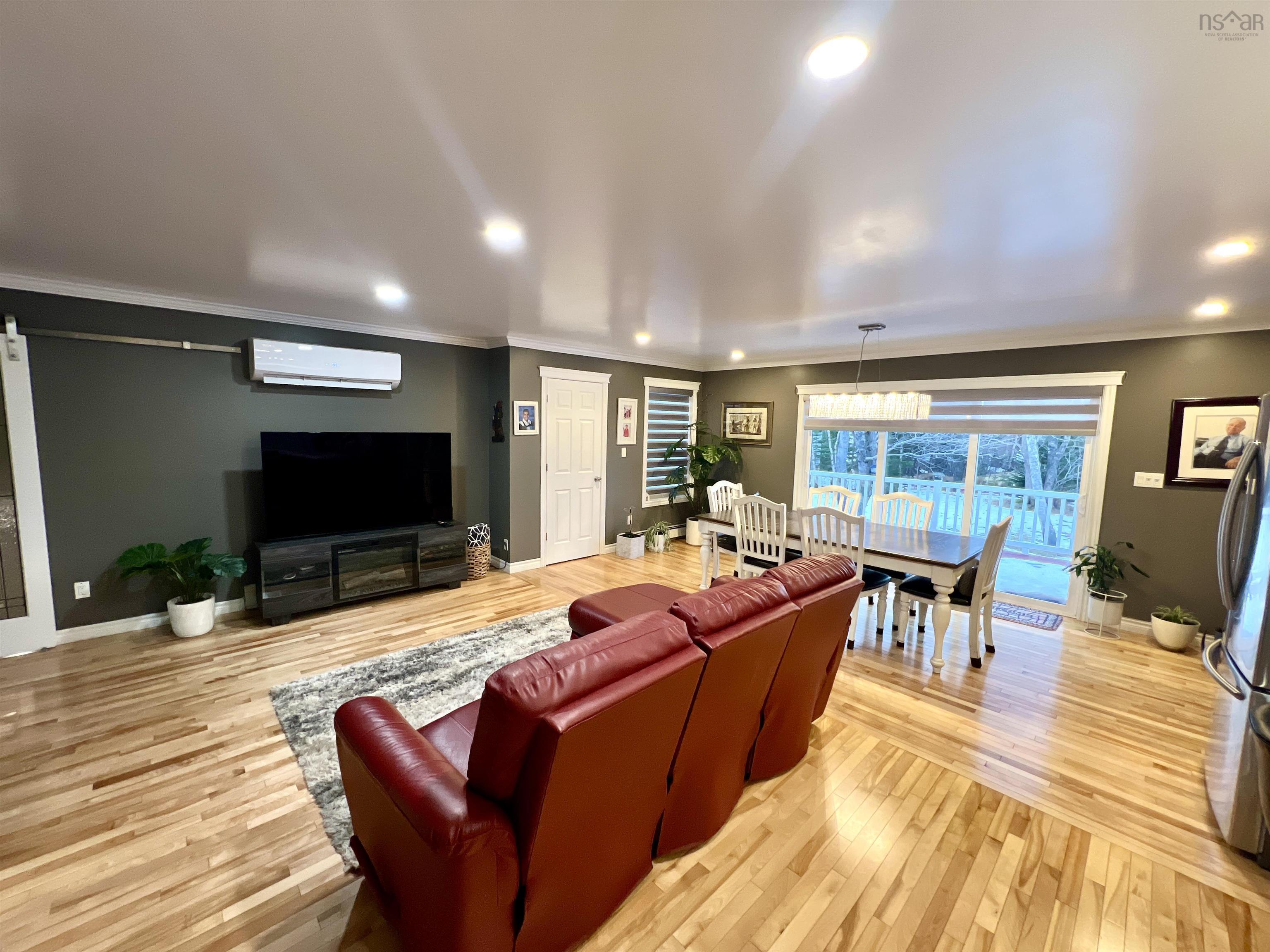 $489,900.00: 26 University Avenue, Sydney