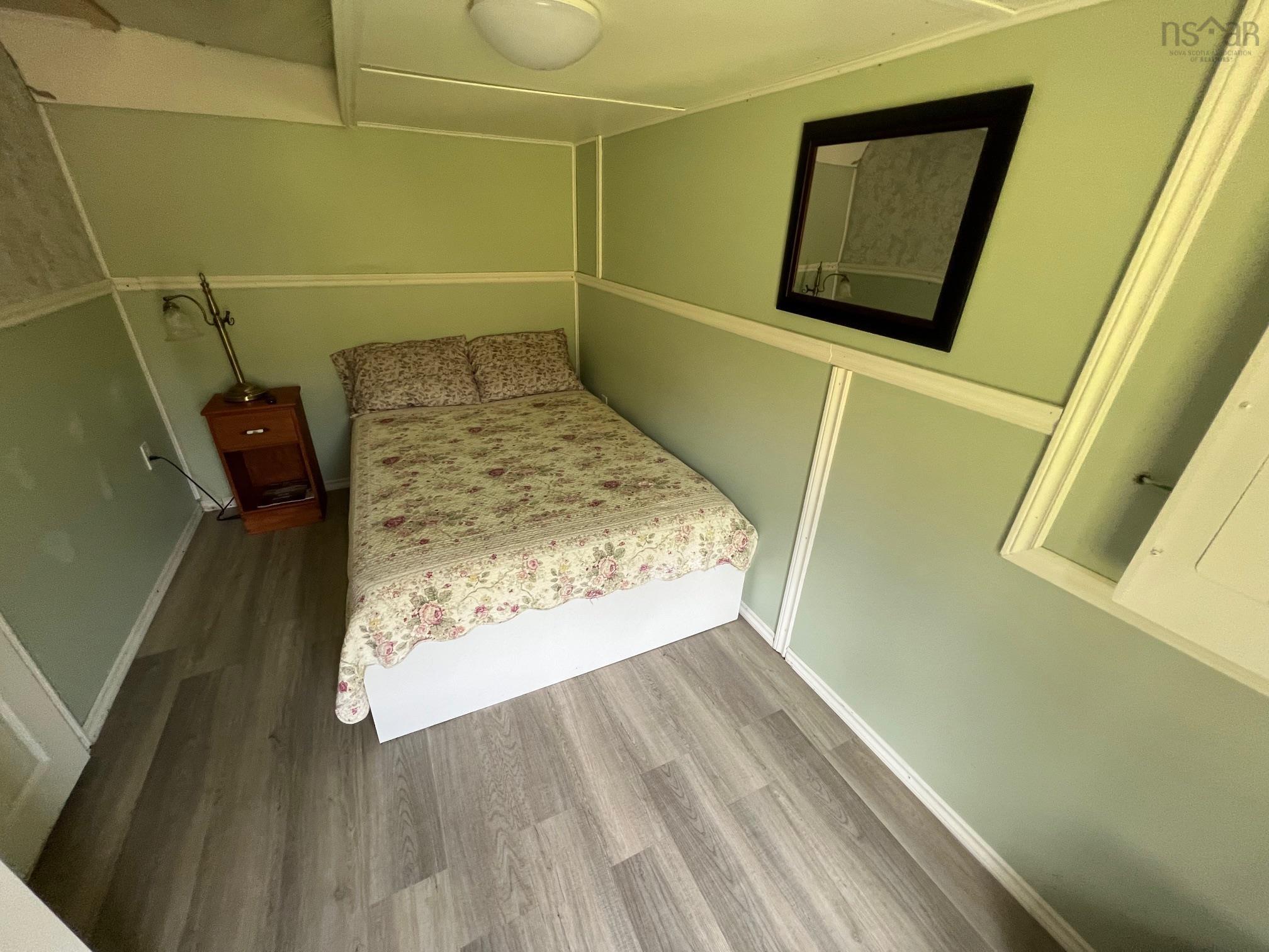 $219,000.00: 1439 Baxter