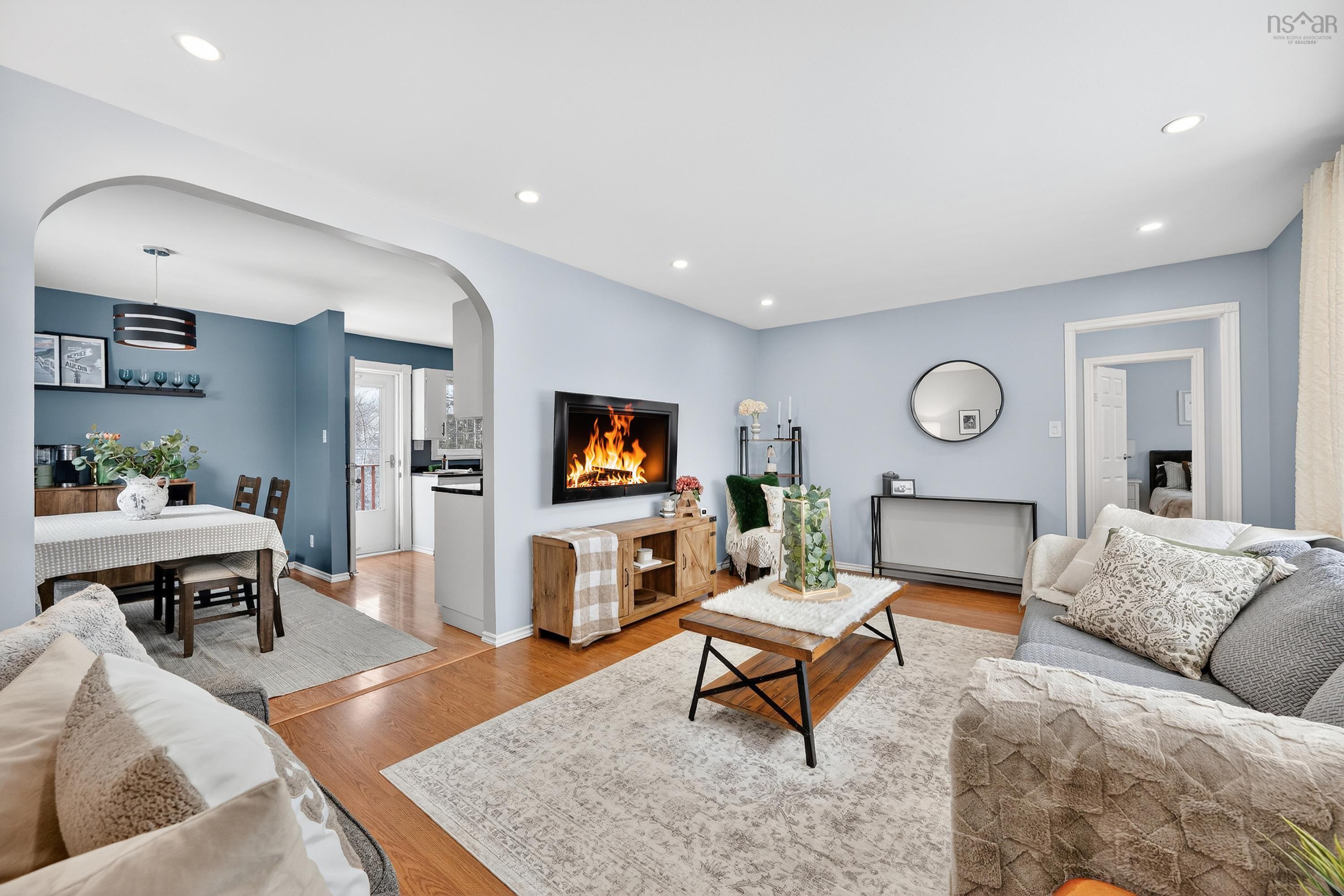 $319,000.00: 132 Duffell Drive, Mira Road