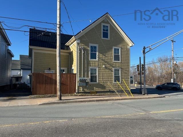 $489,900.00: 614 Obrien Street, Windsor
