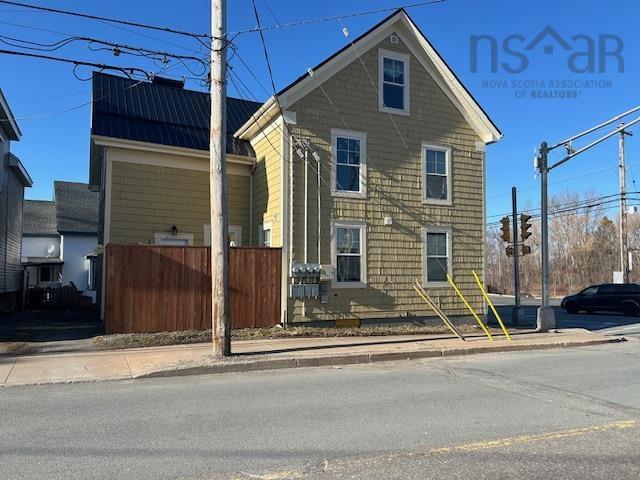 $489,900.00: 614 Obrien Street, Windsor