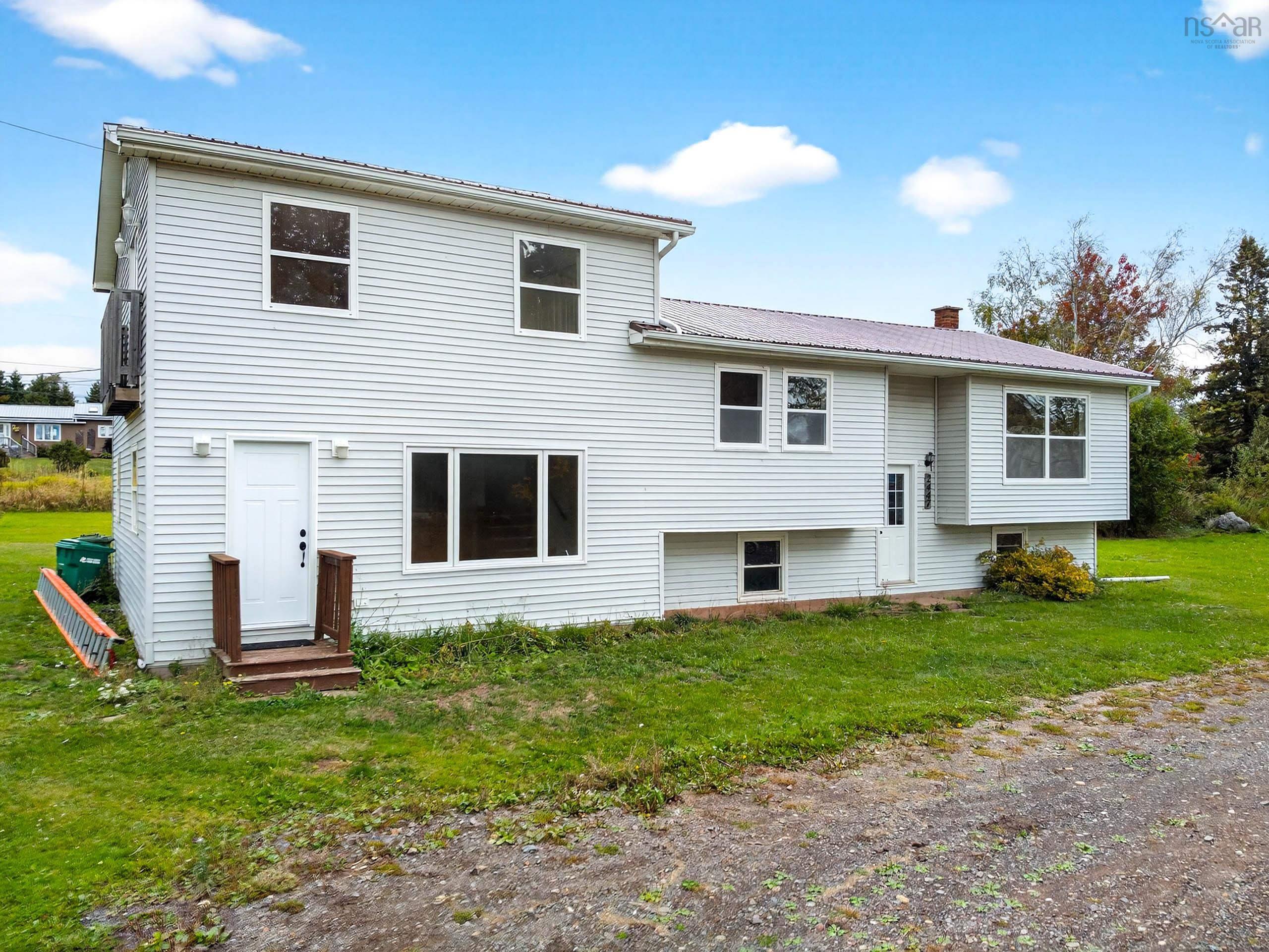 $335,000.00: 2447 Highway 376, Lyons Brook