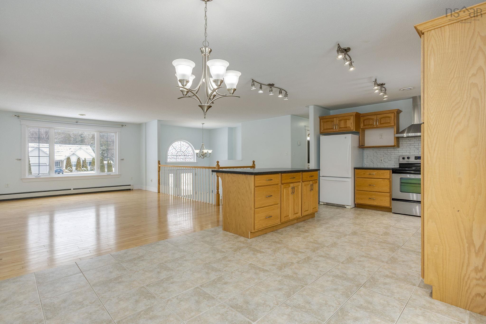 $535,000.00: 10 Cameron Drive, Melvern Square