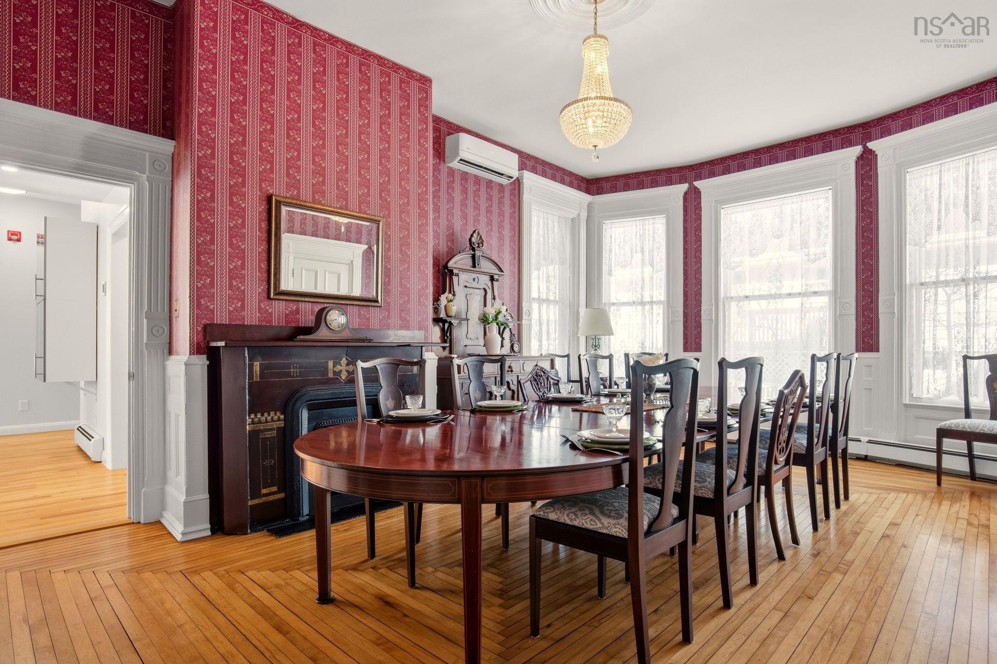 $1,550,000.00: 42 Falkland Street, Lunenburg