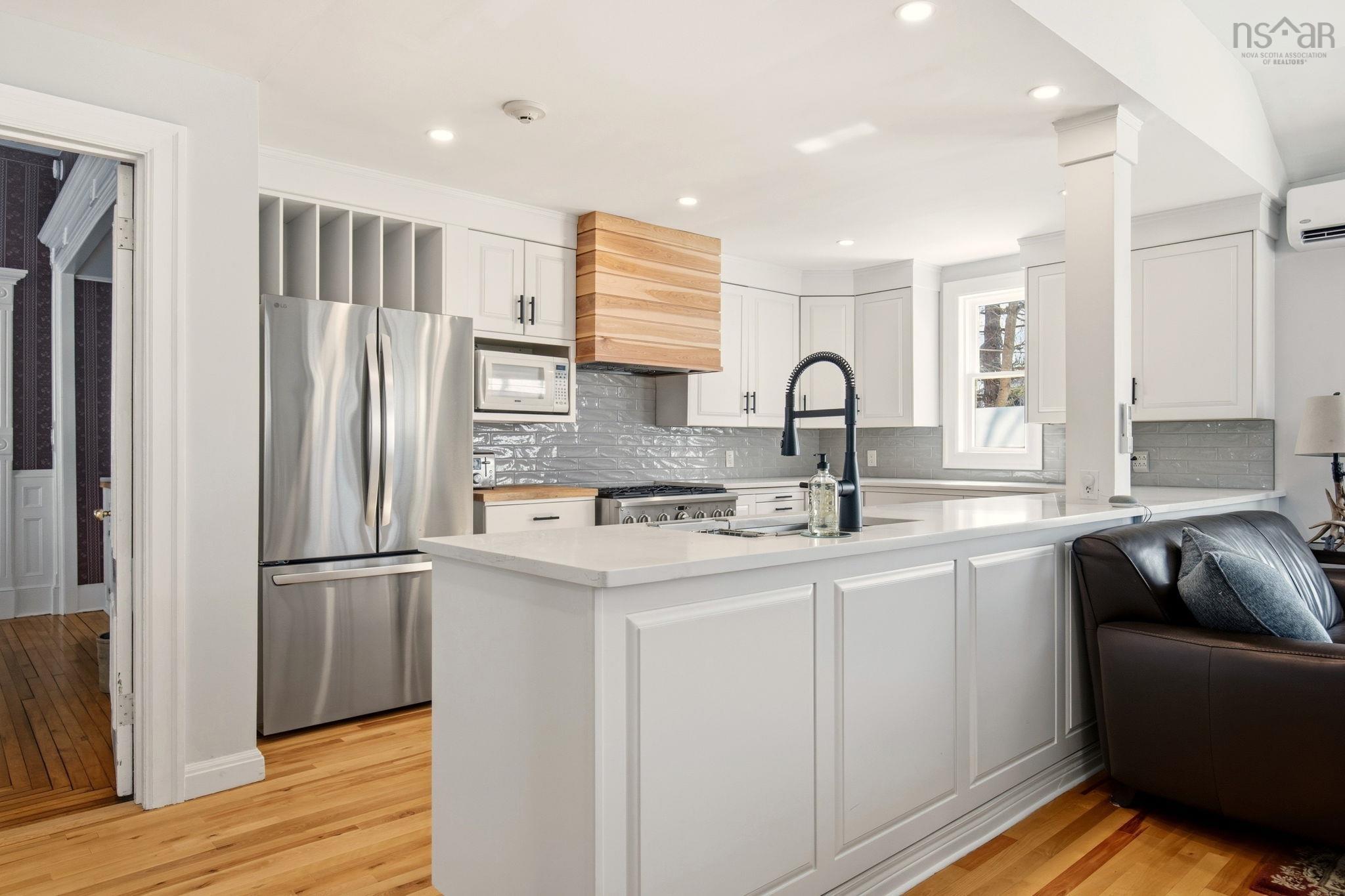 $1,550,000.00: 42 Falkland Street, Lunenburg
