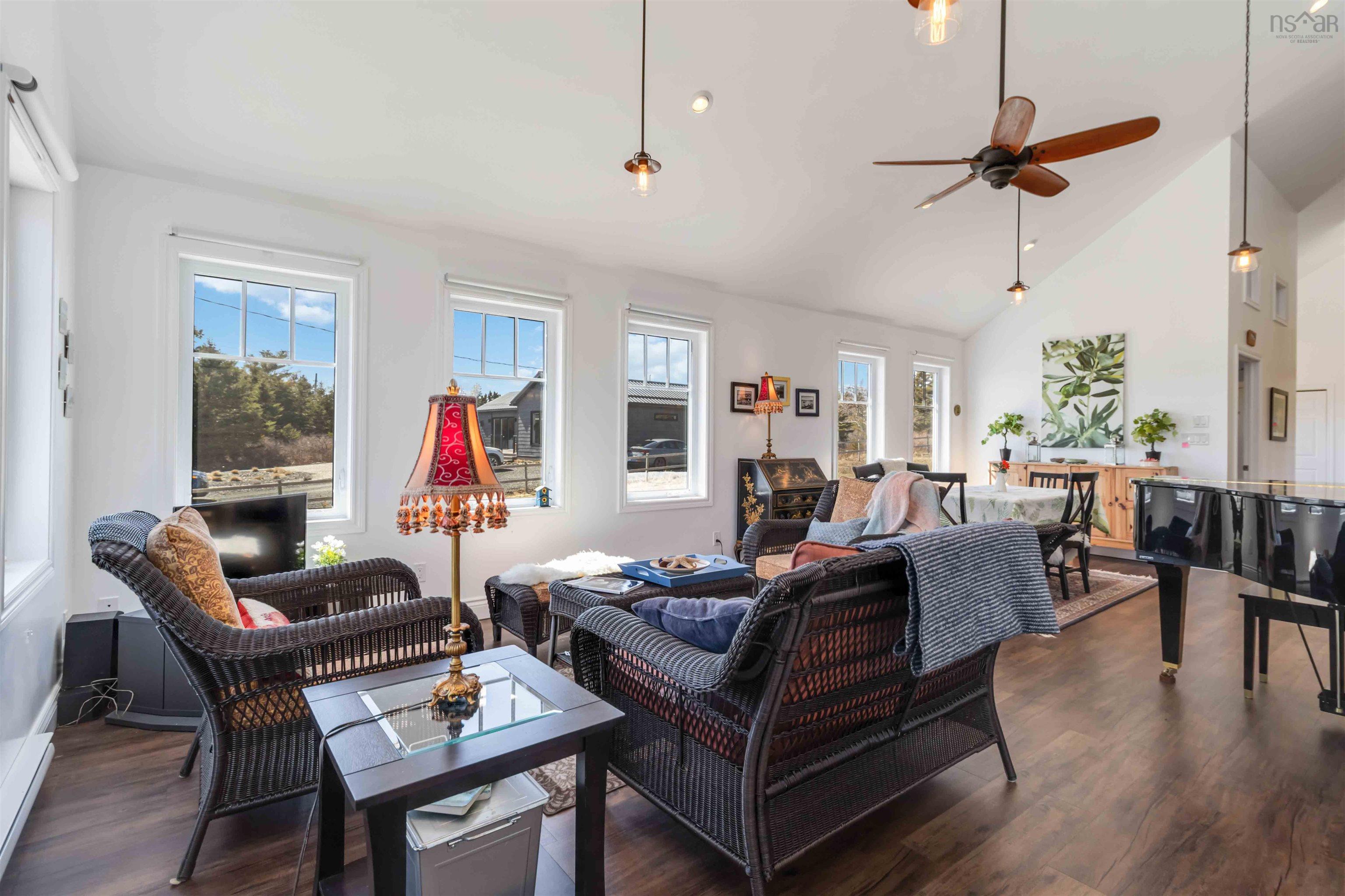 $550,000.00: 109 Stonehurst Road, Blue Rocks