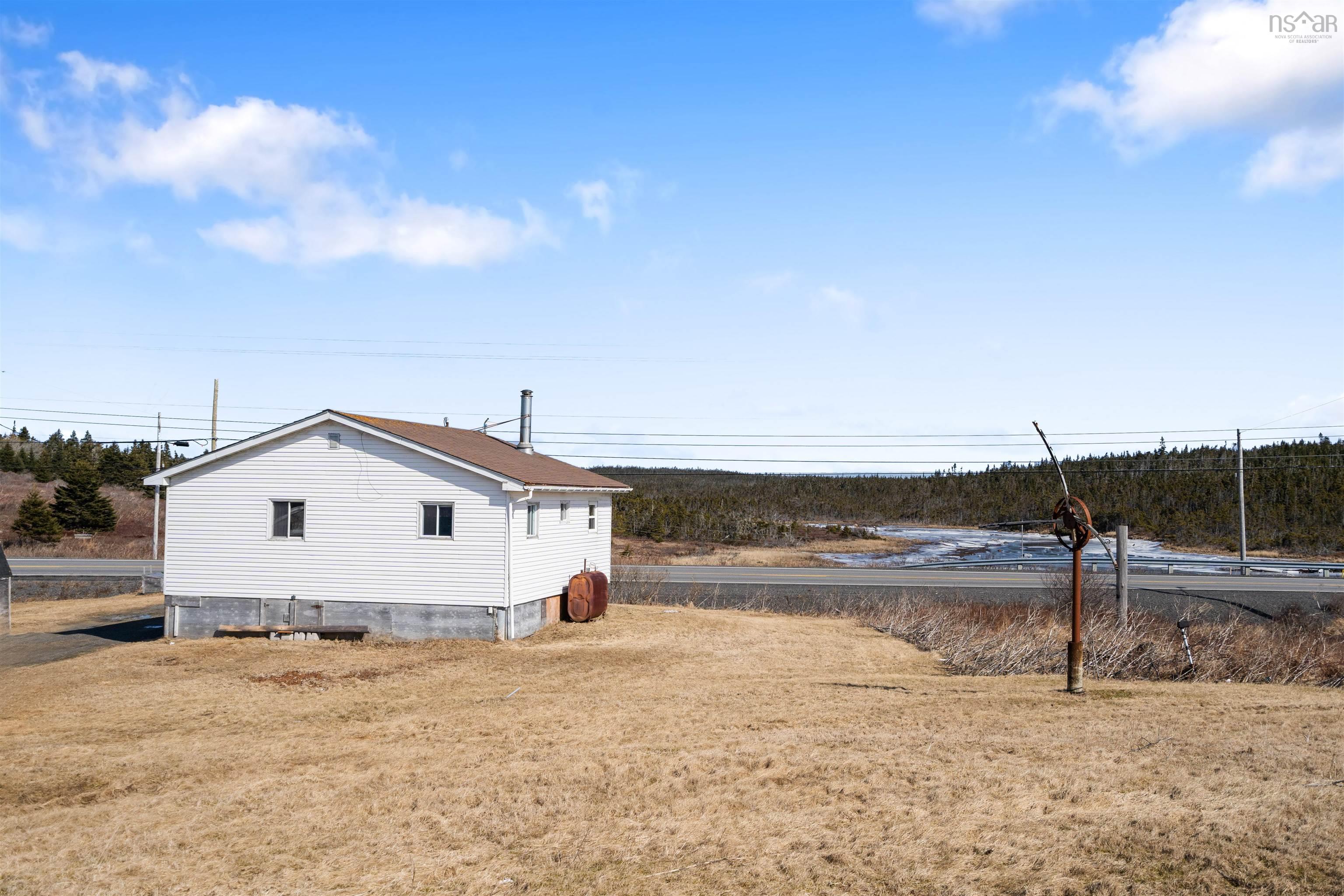 $130,000.00: 2143 Highway 316, Port Felix