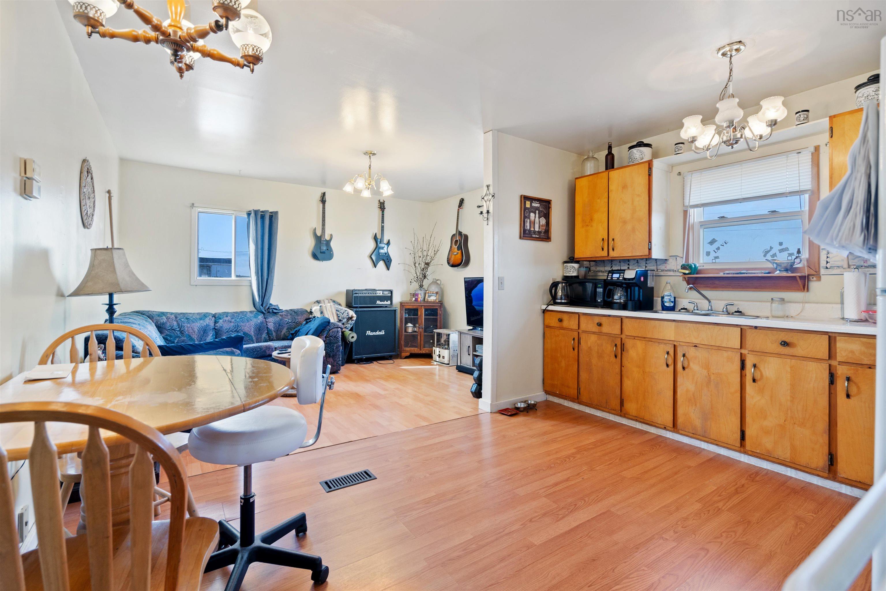 $130,000.00: 2143 Highway 316, Port Felix