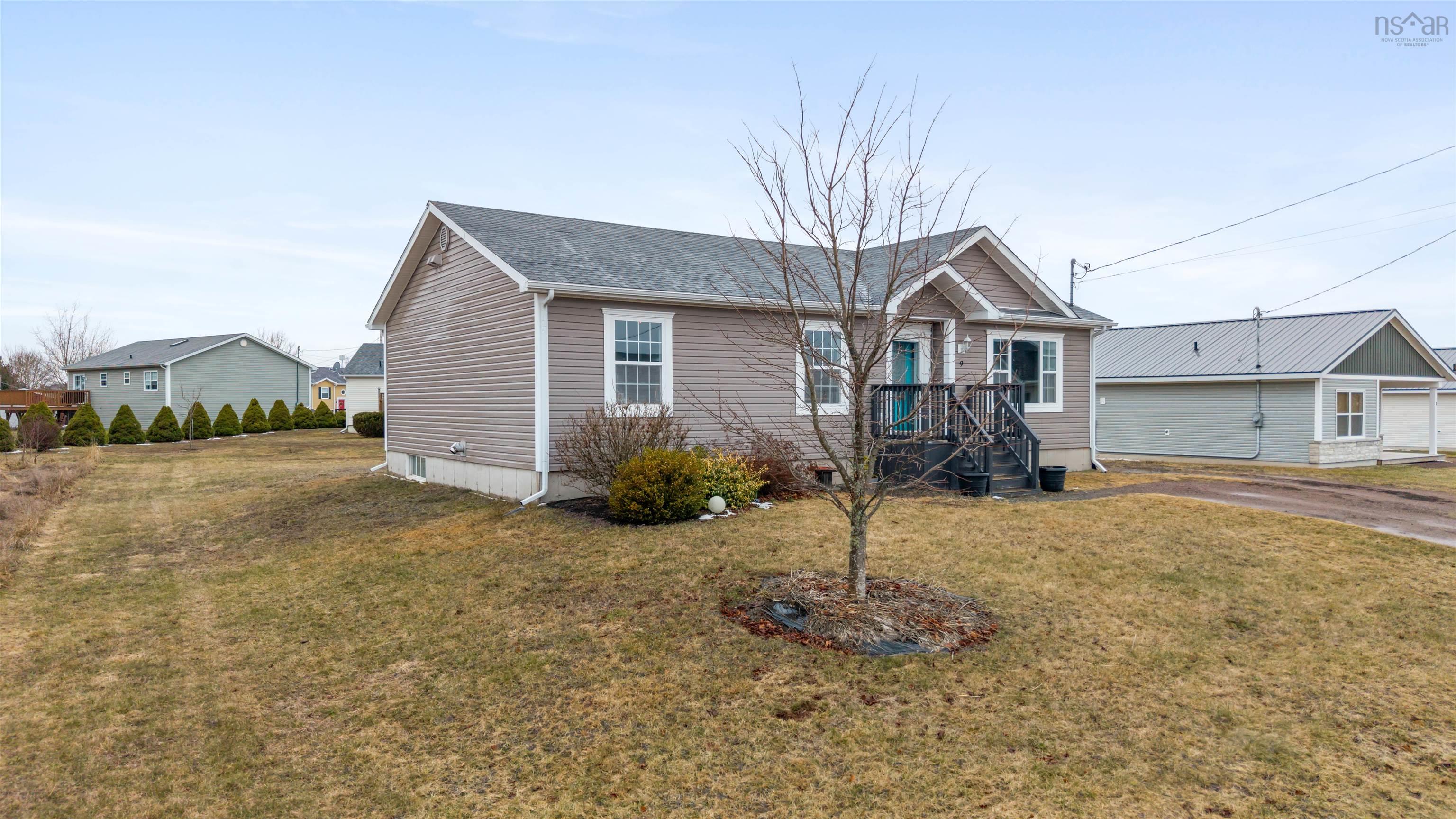 $364,900.00: 9 Fleming Avenue, Amherst