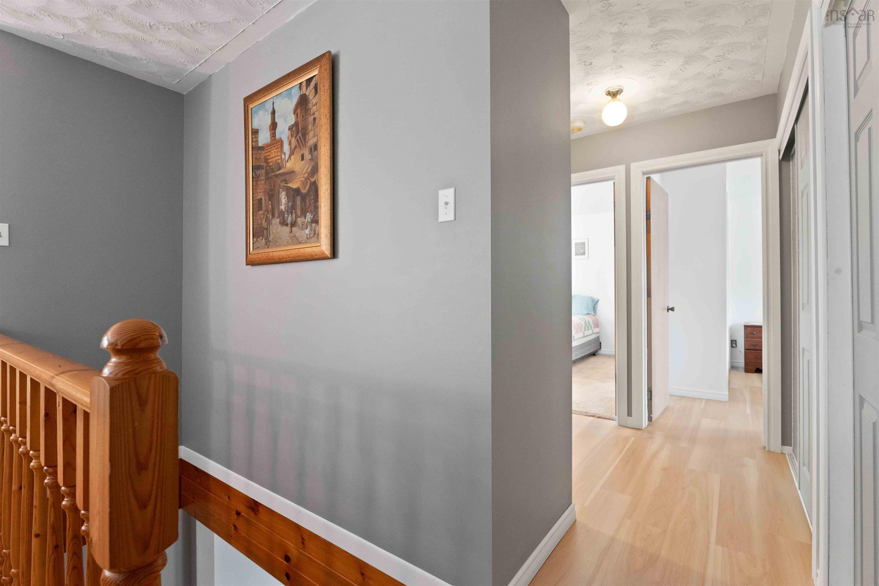 $484,900.00: 402 Ward Road, Greenwood Square