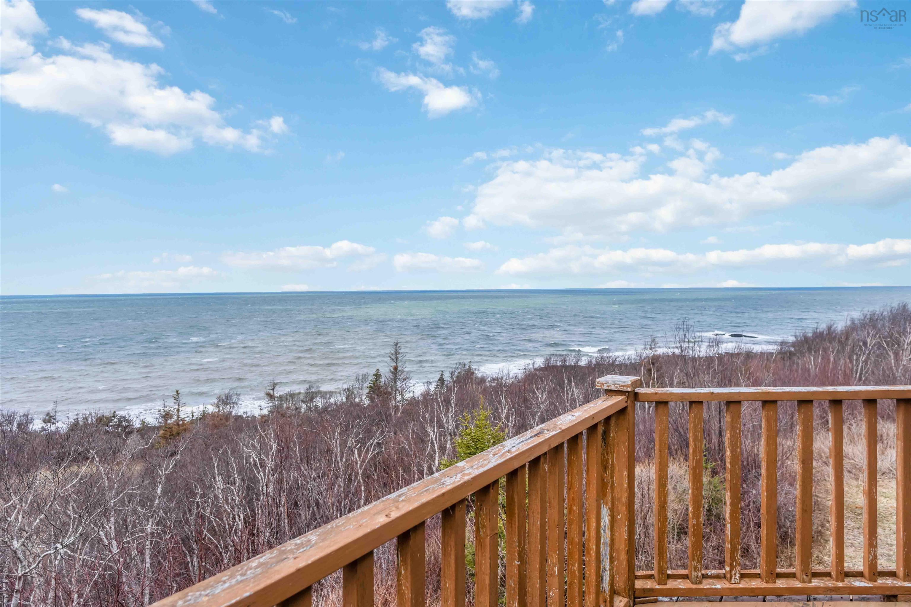 $359,900.00: 4805 Shore Road W, Parkers Cove