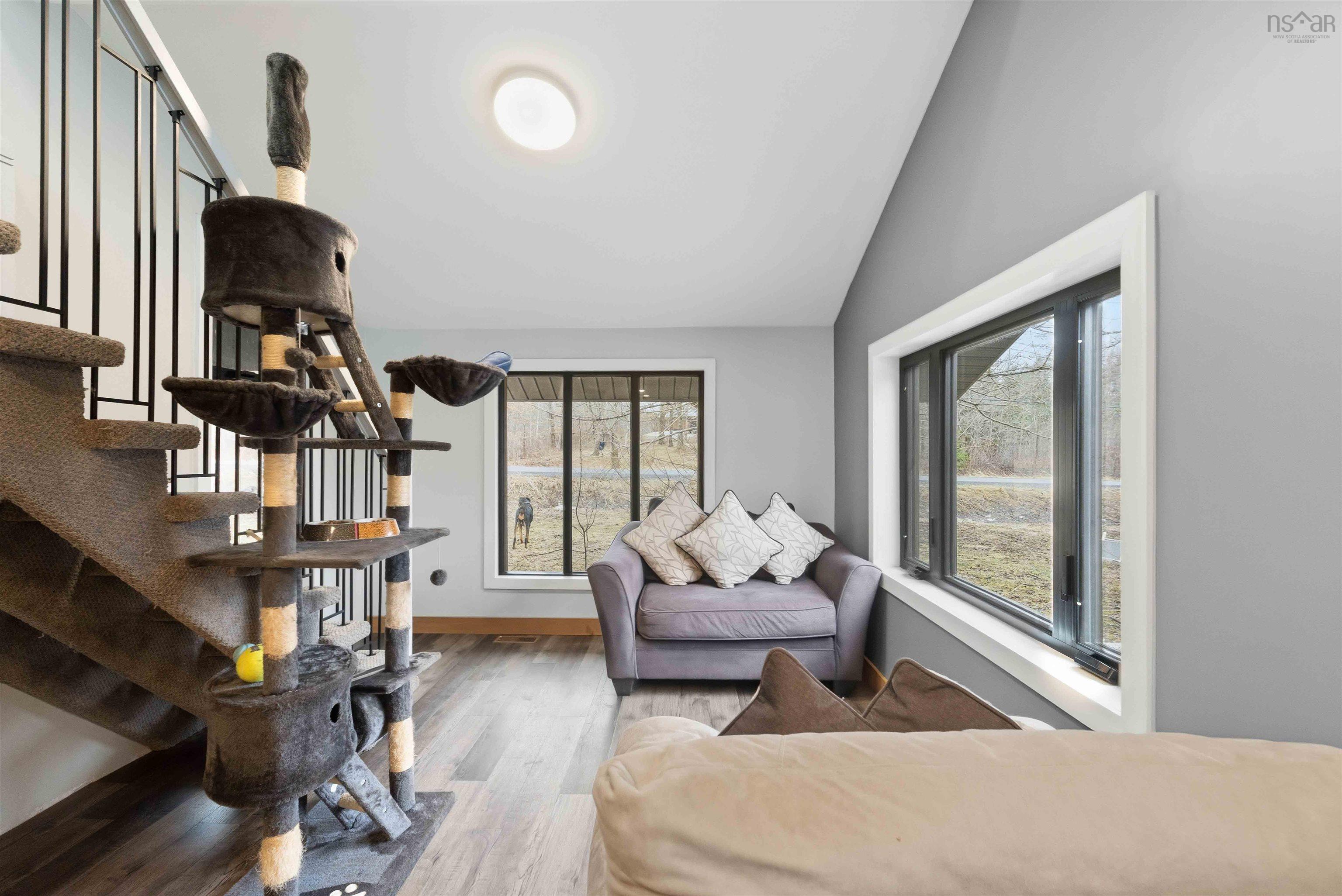 $449,000.00: 319 Brow Of Mountain Road, Mountain Front